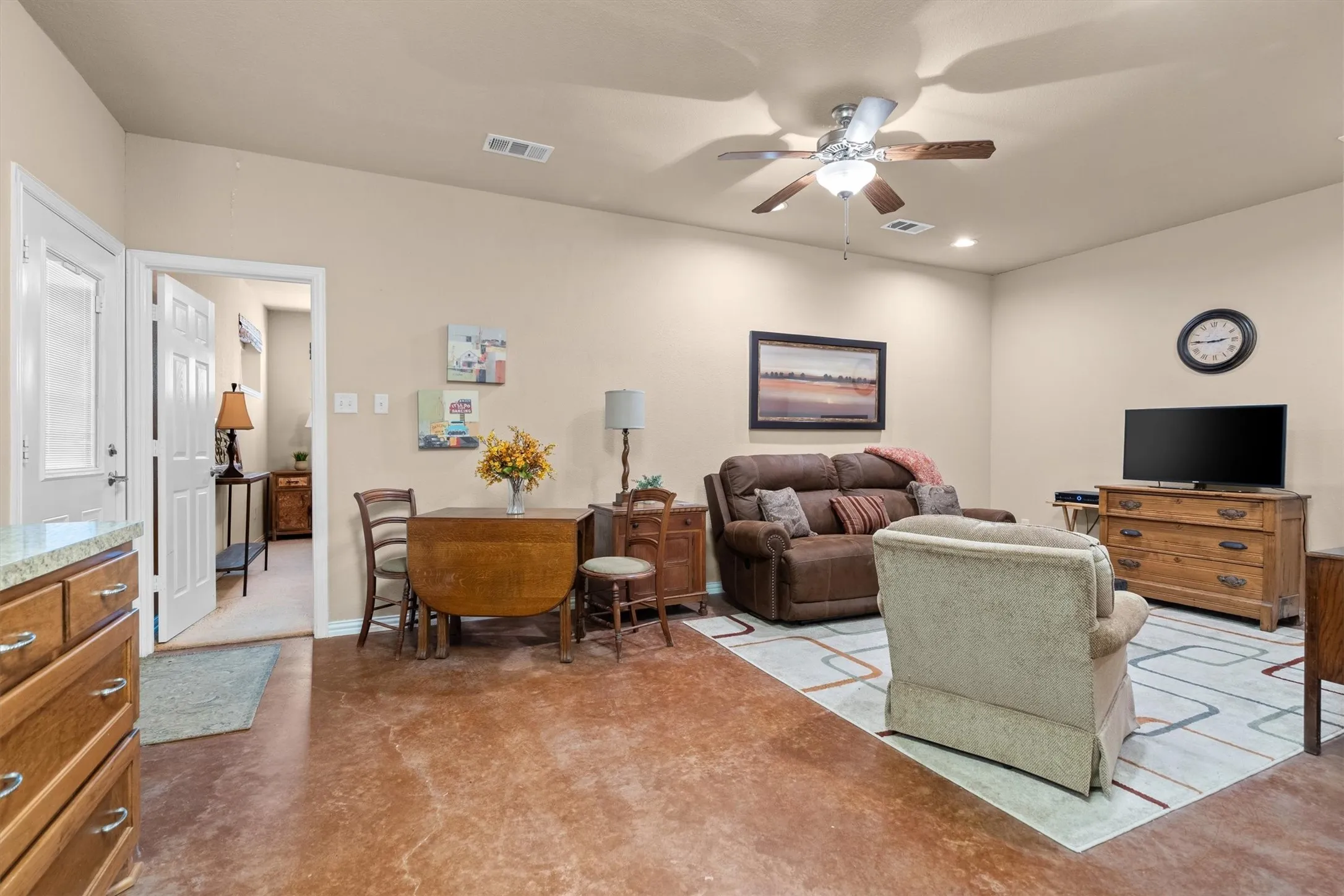 Business For Sale in Collin County , 118 N Main Street, Farmersville, Texas 75442, 0, 0, Garage spaces, 0 Sqft, built in 1970, mls#21406495, Real Estate Agent in Farmersville, Homes For Sale in Collin county, Homes For Sale in Farmersville, Realtor in Farmersville Texas, Real Estate Brokerage Independent Realty Texas, Luminita Cordes Realtor