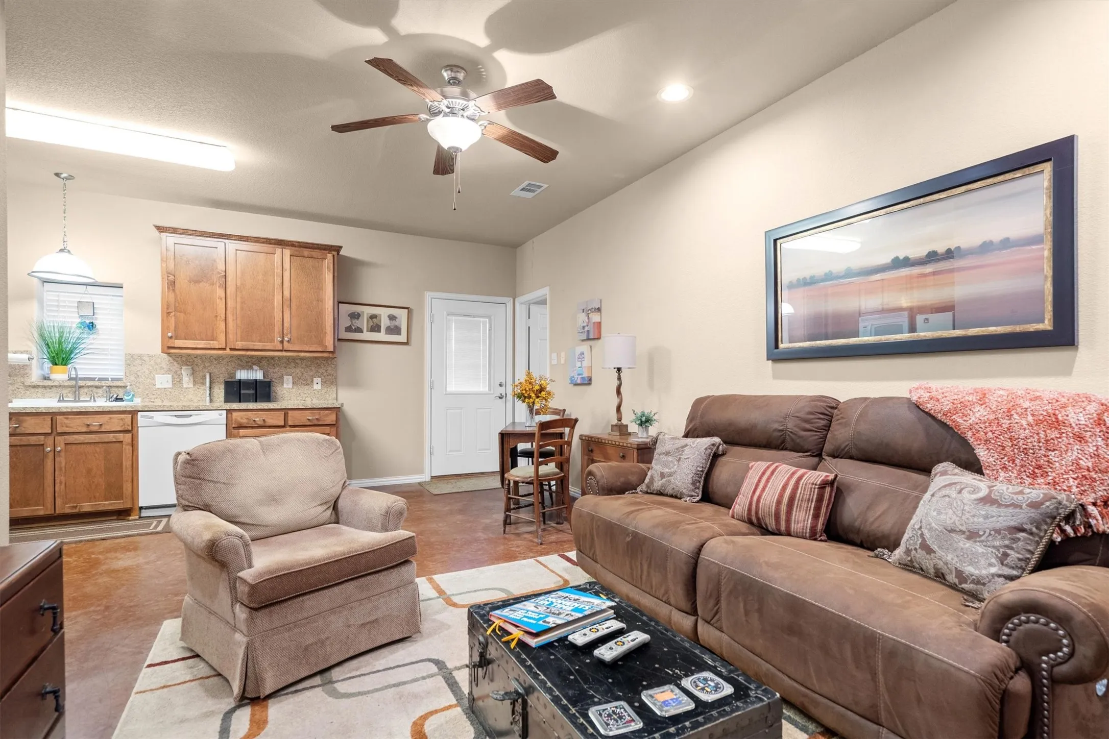 Business For Sale in Collin County , 118 N Main Street, Farmersville, Texas 75442, 0, 0, Garage spaces, 0 Sqft, built in 1970, mls#21406495, Real Estate Agent in Farmersville, Homes For Sale in Collin county, Homes For Sale in Farmersville, Realtor in Farmersville Texas, Real Estate Brokerage Independent Realty Texas, Luminita Cordes Realtor