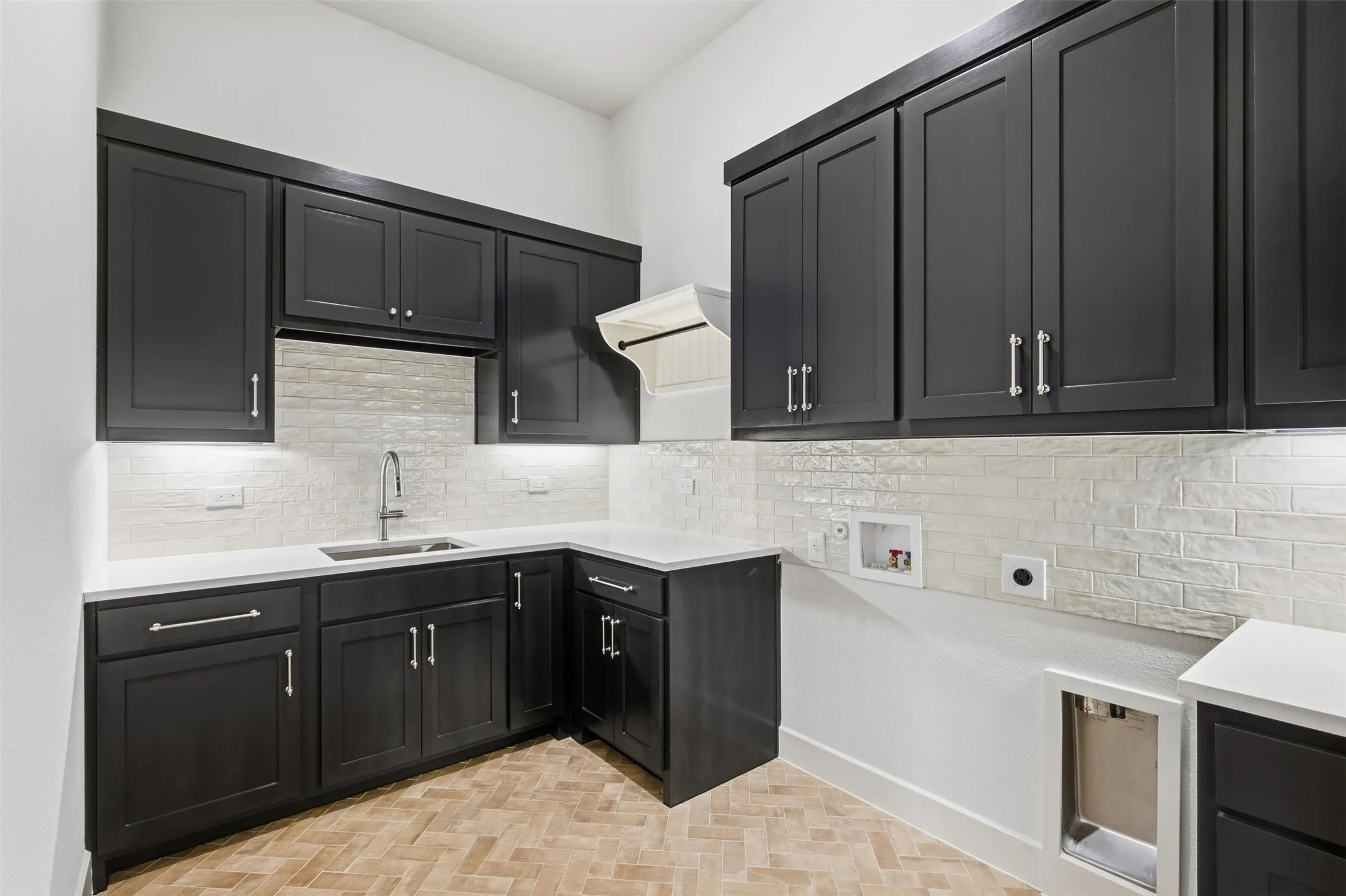 Single Family Residence For Sale in Collin County , 940 Healey Drive, Fairview, Texas 75069, 5 Bedroom, 6 Bathroom, 4 Garage spaces, 6,408 Sqft, built in 2025, mls#21403364, Real Estate Agent in Fairview, Homes For Sale in Collin county, Homes For Sale in Fairview, Realtor in Fairview Texas, Real Estate Brokerage Independent Realty Texas, Luminita Cordes Realtor