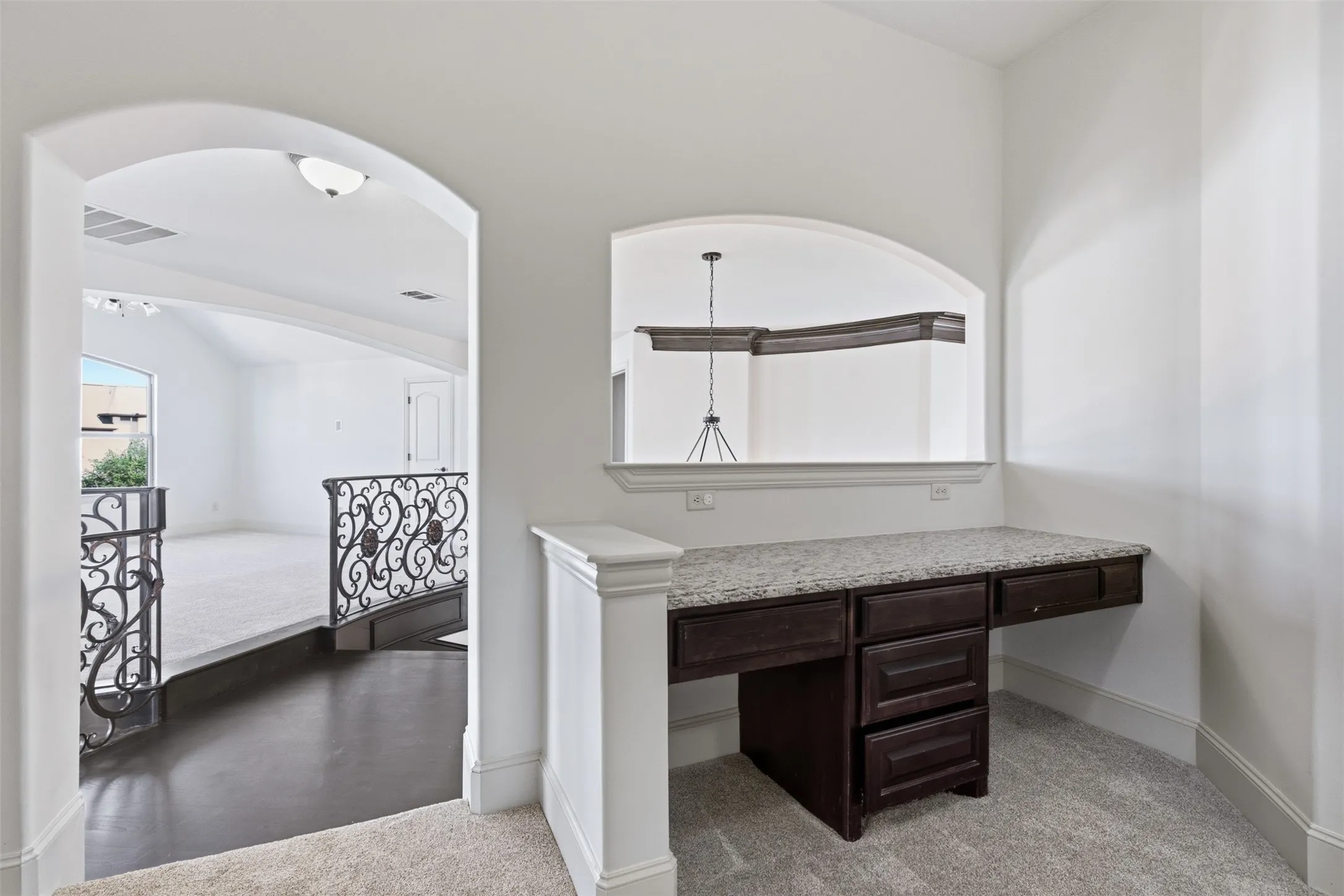 Single Family Residence For Sale in Denton County , 4012 Glenhurst Lane, Frisco, Texas 75033, 5 Bedroom, 6 Bathroom, 3 Garage spaces, 4,777 Sqft, built in 2009, mls#21402806, Real Estate Agent in Frisco, Homes For Sale in Denton county, Homes For Sale in Frisco, Realtor in Frisco Texas, Real Estate Brokerage Independent Realty Texas, Luminita Cordes Realtor