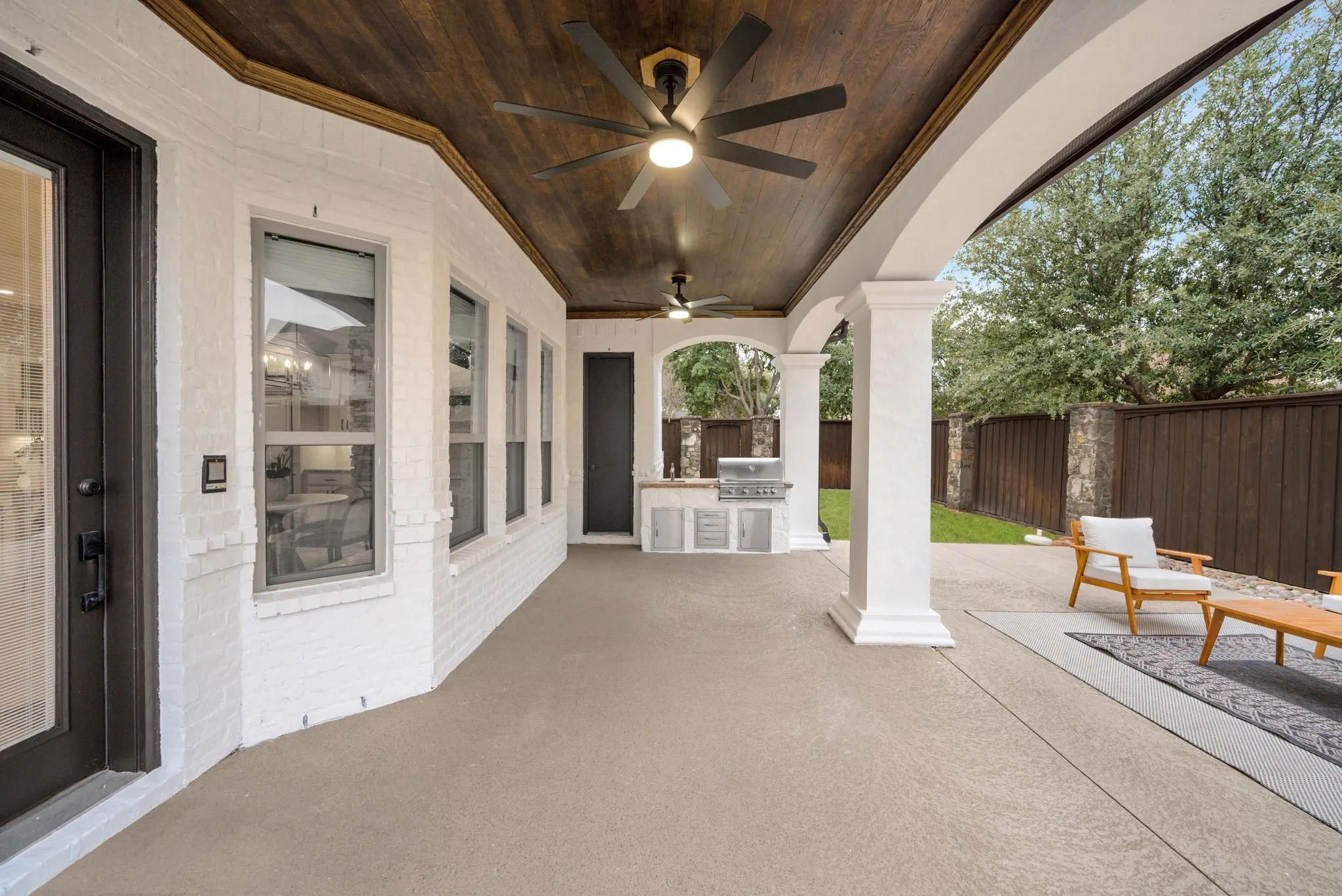 Single Family Residence For Sale in Denton County , 4012 Glenhurst Lane, Frisco, Texas 75033, 5 Bedroom, 6 Bathroom, 3 Garage spaces, 4,777 Sqft, built in 2009, mls#21402806, Real Estate Agent in Frisco, Homes For Sale in Denton county, Homes For Sale in Frisco, Realtor in Frisco Texas, Real Estate Brokerage Independent Realty Texas, Luminita Cordes Realtor