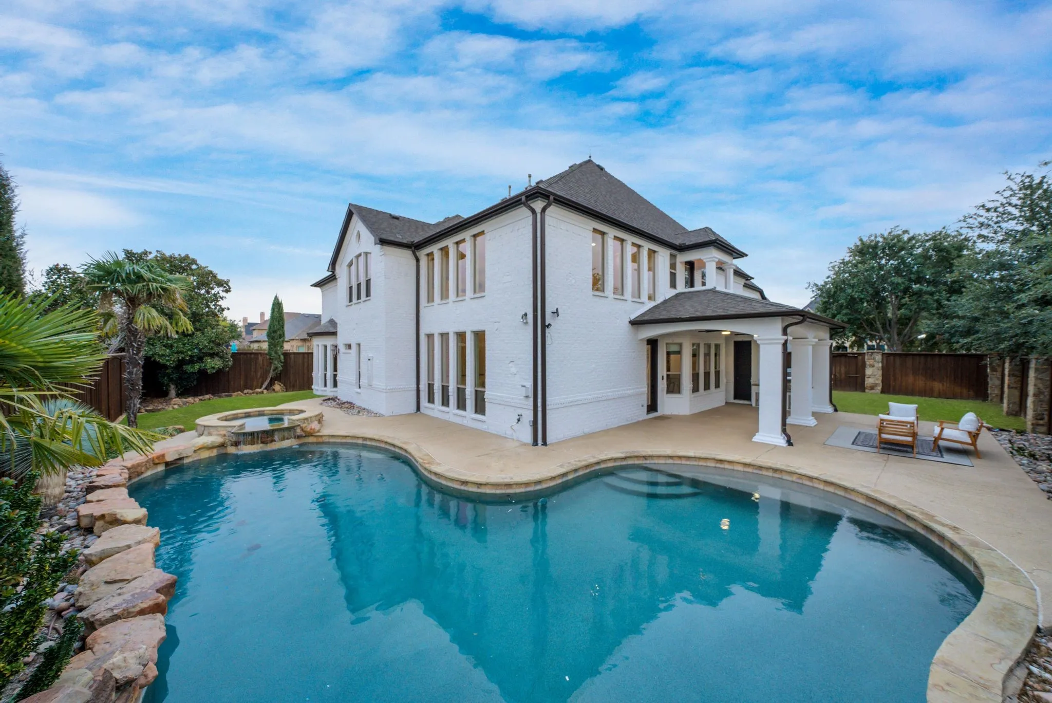 Single Family Residence For Sale in Denton County , 4012 Glenhurst Lane, Frisco, Texas 75033, 5 Bedroom, 6 Bathroom, 3 Garage spaces, 4,777 Sqft, built in 2009, mls#21402806, Real Estate Agent in Frisco, Homes For Sale in Denton county, Homes For Sale in Frisco, Realtor in Frisco Texas, Real Estate Brokerage Independent Realty Texas, Luminita Cordes Realtor