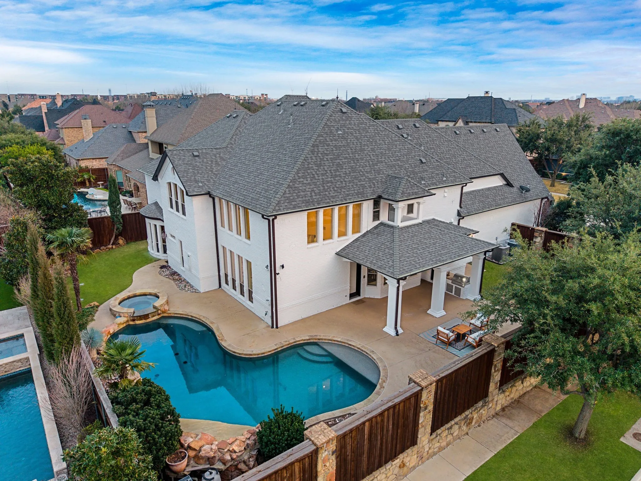 Single Family Residence For Sale in Denton County , 4012 Glenhurst Lane, Frisco, Texas 75033, 5 Bedroom, 6 Bathroom, 3 Garage spaces, 4,777 Sqft, built in 2009, mls#21402806, Real Estate Agent in Frisco, Homes For Sale in Denton county, Homes For Sale in Frisco, Realtor in Frisco Texas, Real Estate Brokerage Independent Realty Texas, Luminita Cordes Realtor