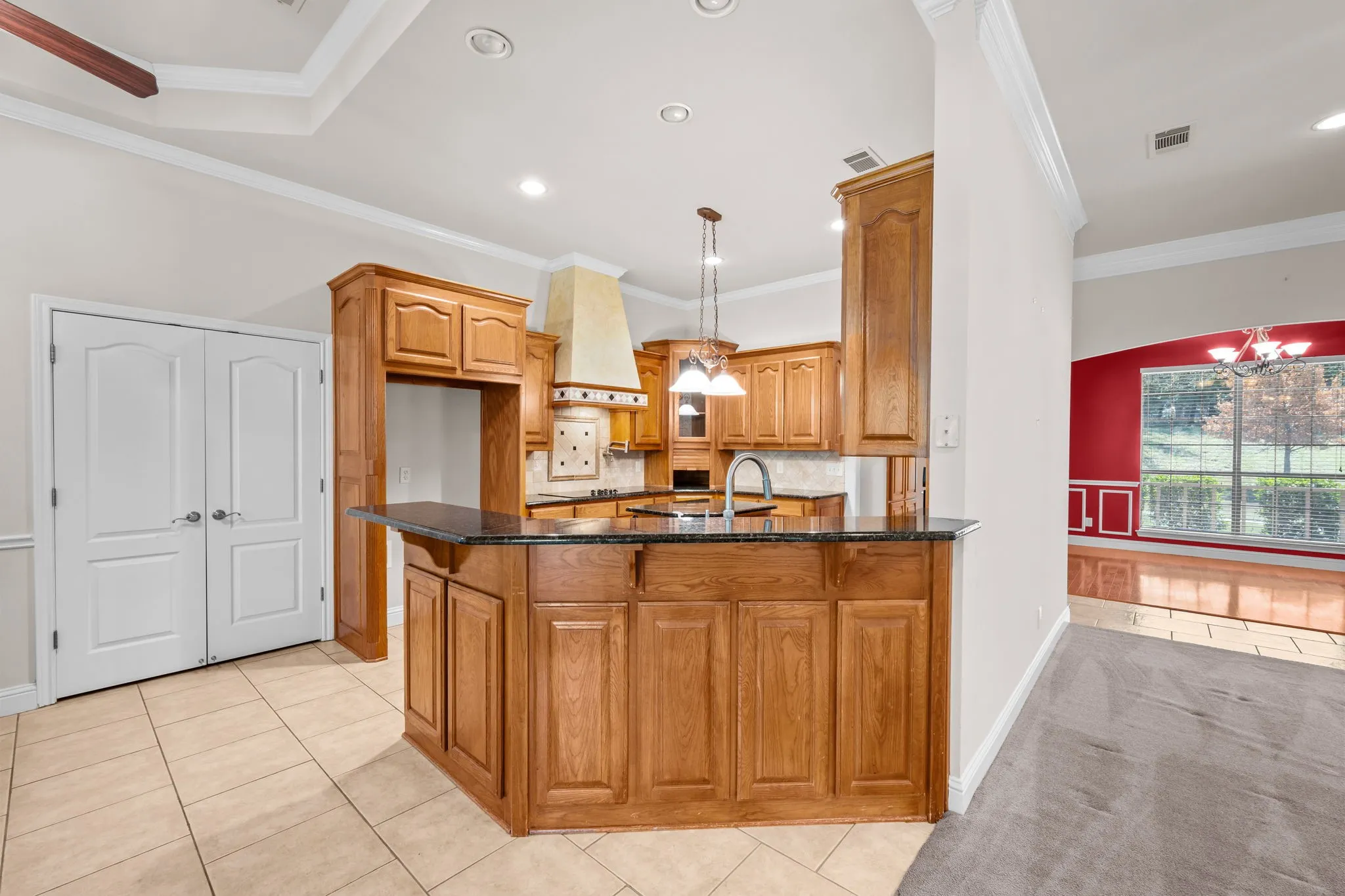 Single Family Residence For Sale in Parker County , 106 Woodhaven Court, Weatherford, Texas 76087, 4 Bedroom, 3 Bathroom, 3 Garage spaces, 2,090 Sqft, built in 2005, mls#21405963, Real Estate Agent in Weatherford, Homes For Sale in Parker county, Homes For Sale in Weatherford, Realtor in Weatherford Texas, Real Estate Brokerage Independent Realty Texas, Luminita Cordes Realtor