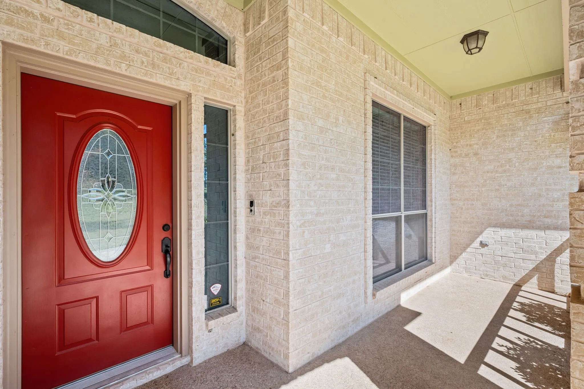 Single Family Residence For Sale in Parker County , 106 Woodhaven Court, Weatherford, Texas 76087, 4 Bedroom, 3 Bathroom, 3 Garage spaces, 2,090 Sqft, built in 2005, mls#21405963, Real Estate Agent in Weatherford, Homes For Sale in Parker county, Homes For Sale in Weatherford, Realtor in Weatherford Texas, Real Estate Brokerage Independent Realty Texas, Luminita Cordes Realtor