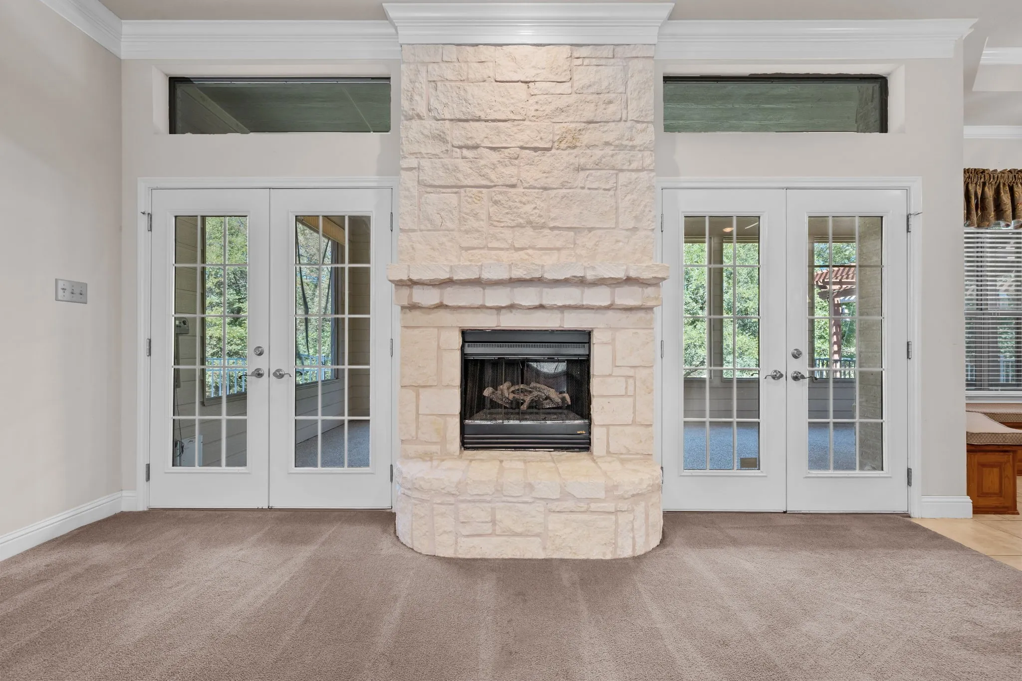 Single Family Residence For Sale in Parker County , 106 Woodhaven Court, Weatherford, Texas 76087, 4 Bedroom, 3 Bathroom, 3 Garage spaces, 2,090 Sqft, built in 2005, mls#21405963, Real Estate Agent in Weatherford, Homes For Sale in Parker county, Homes For Sale in Weatherford, Realtor in Weatherford Texas, Real Estate Brokerage Independent Realty Texas, Luminita Cordes Realtor
