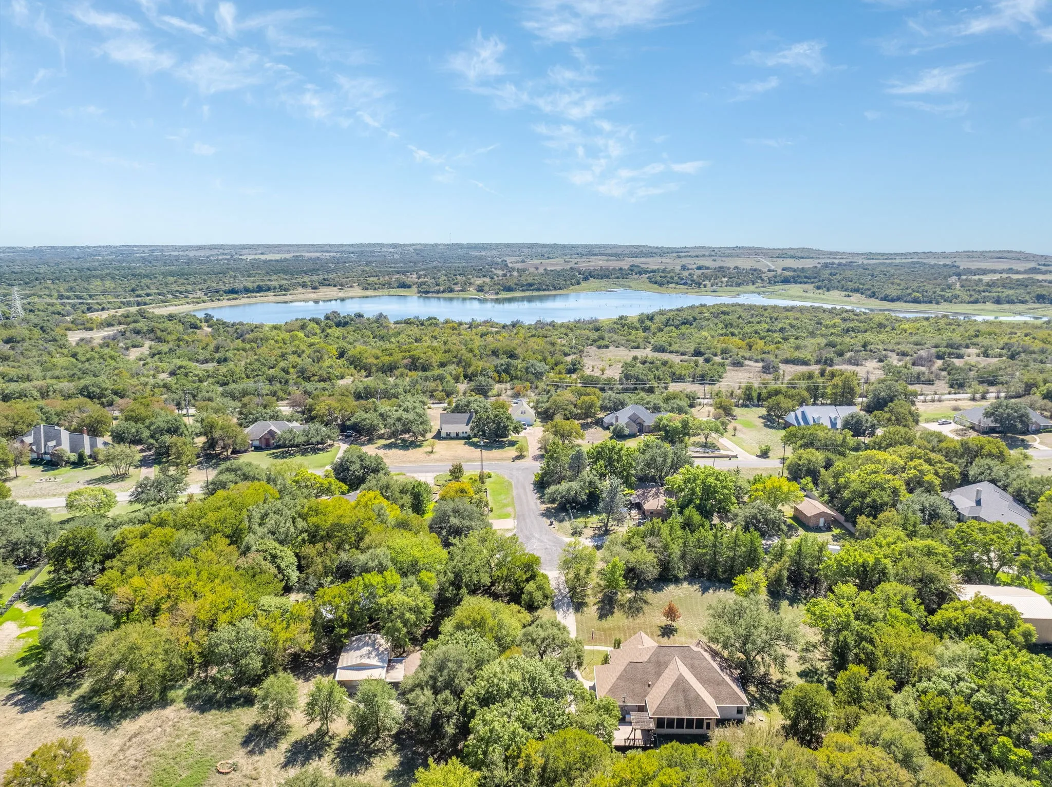 Single Family Residence For Sale in Parker County , 106 Woodhaven Court, Weatherford, Texas 76087, 4 Bedroom, 3 Bathroom, 3 Garage spaces, 2,090 Sqft, built in 2005, mls#21405963, Real Estate Agent in Weatherford, Homes For Sale in Parker county, Homes For Sale in Weatherford, Realtor in Weatherford Texas, Real Estate Brokerage Independent Realty Texas, Luminita Cordes Realtor