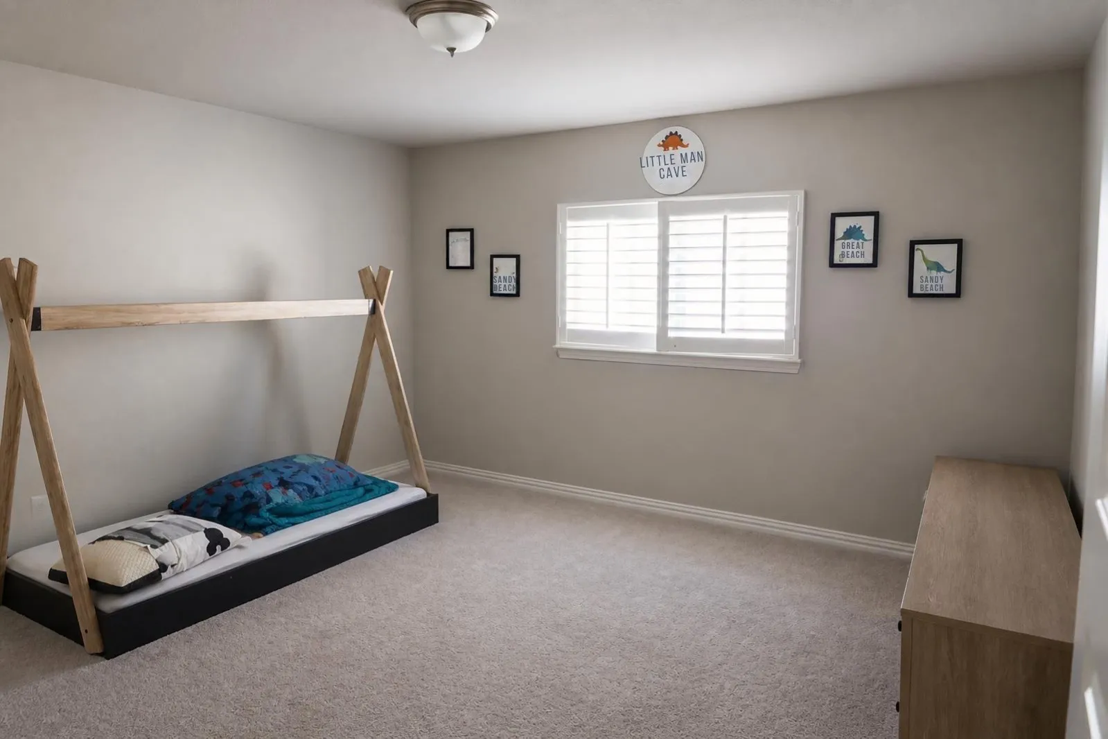 Single Family Residence For Rent in Johnson County , 8208 Leopard Pass, Godley, Texas 76044, 5 Bedroom, 4 Bathroom, 2 Garage spaces, 3,329 Sqft, built in 2022, mls#21400879, Real Estate Agent in Godley, Homes For Rent in Johnson county, Homes For Rent in Godley, Realtor in Godley Texas, Real Estate Brokerage Independent Realty Texas, Luminita Cordes Realtor