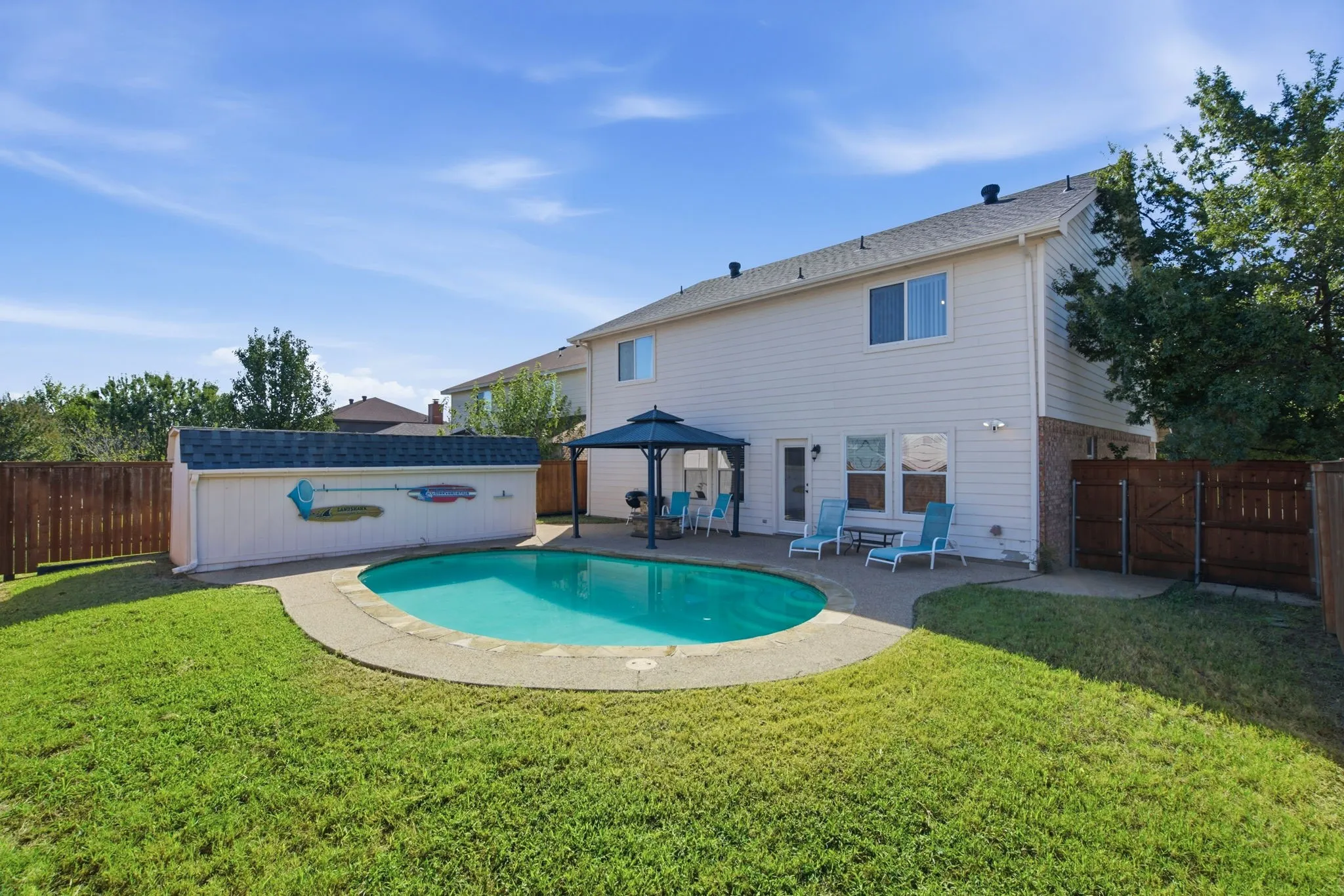 Single Family Residence For Sale in Tarrant County , 9856 Parkmere Drive, Fort Worth, Texas 76108, 4 Bedroom, 3 Bathroom, 2 Garage spaces, 2,740 Sqft, built in 2002, mls#21372317, Real Estate Agent in Fort Worth, Homes For Sale in Tarrant county, Homes For Sale in Fort Worth, Realtor in Fort Worth Texas, Real Estate Brokerage Independent Realty Texas, Luminita Cordes Realtor