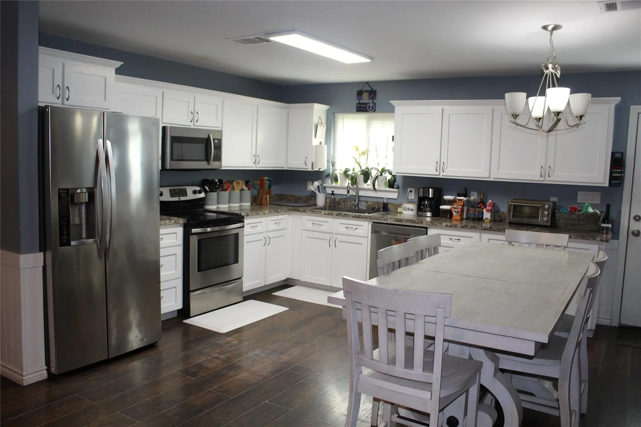 Single Family Residence For Sale in Fannin County , 402 Cleveland Street, Bailey, Texas 75452, 3 Bedroom, 2 Bathroom, Garage spaces, 1,235 Sqft, built in 2019, mls#21406143, Real Estate Agent in Bailey, Homes For Sale in Fannin county, Homes For Sale in Bailey, Realtor in Bailey Texas, Real Estate Brokerage Independent Realty Texas, Luminita Cordes Realtor