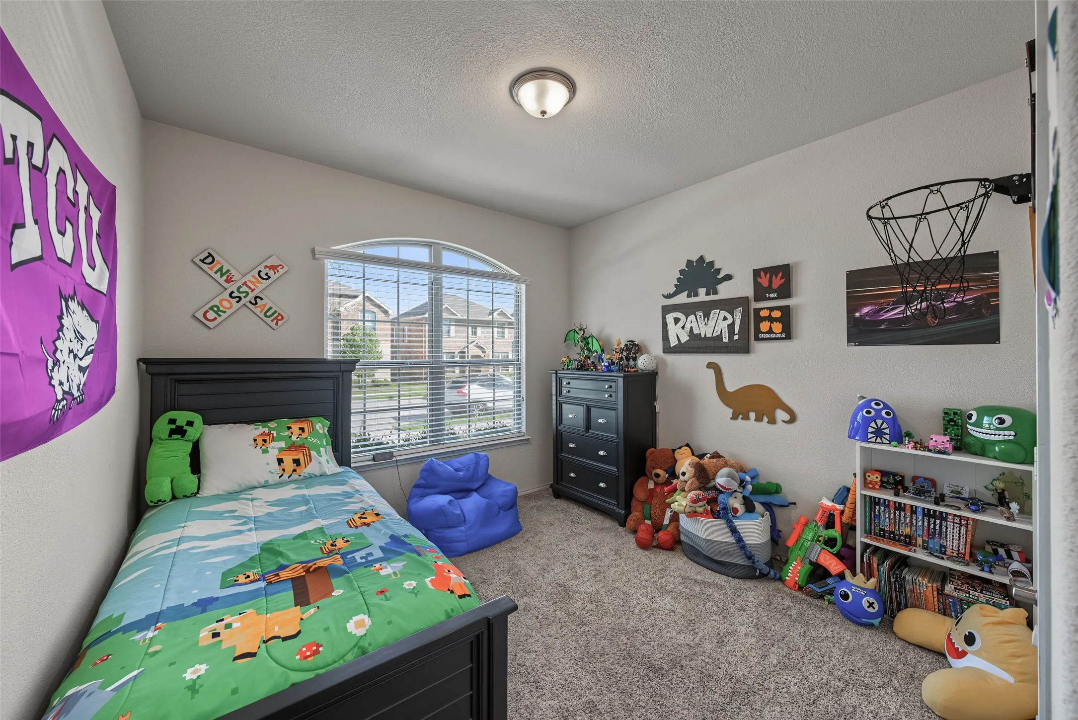 Single Family Residence For Sale in Tarrant County , 5833 Dew Plant Way, Fort Worth, Texas 76123, 3 Bedroom, 2 Bathroom, 2 Garage spaces, 1,473 Sqft, built in 2018, mls#21400957, Real Estate Agent in Fort Worth, Homes For Sale in Tarrant county, Homes For Sale in Fort Worth, Realtor in Fort Worth Texas, Real Estate Brokerage Independent Realty Texas, Luminita Cordes Realtor