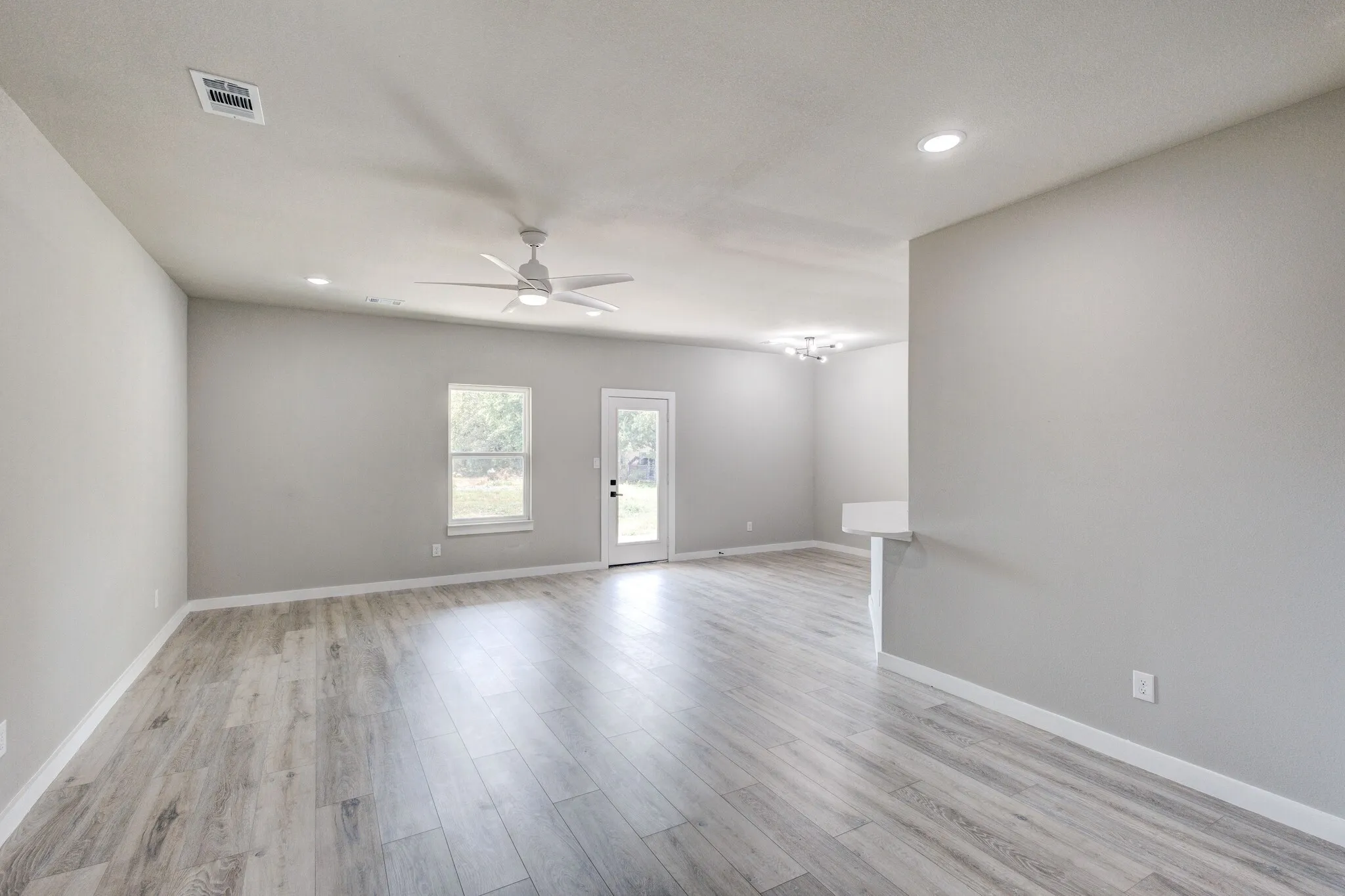 Single Family Residence For Sale in Collin County , 1659 County Road 613, Farmersville, Texas 75442, 4 Bedroom, 2 Bathroom, 2 Garage spaces, 2,044 Sqft, built in 2026, mls#21406593, Real Estate Agent in Farmersville, Homes For Sale in Collin county, Homes For Sale in Farmersville, Realtor in Farmersville Texas, Real Estate Brokerage Independent Realty Texas, Luminita Cordes Realtor