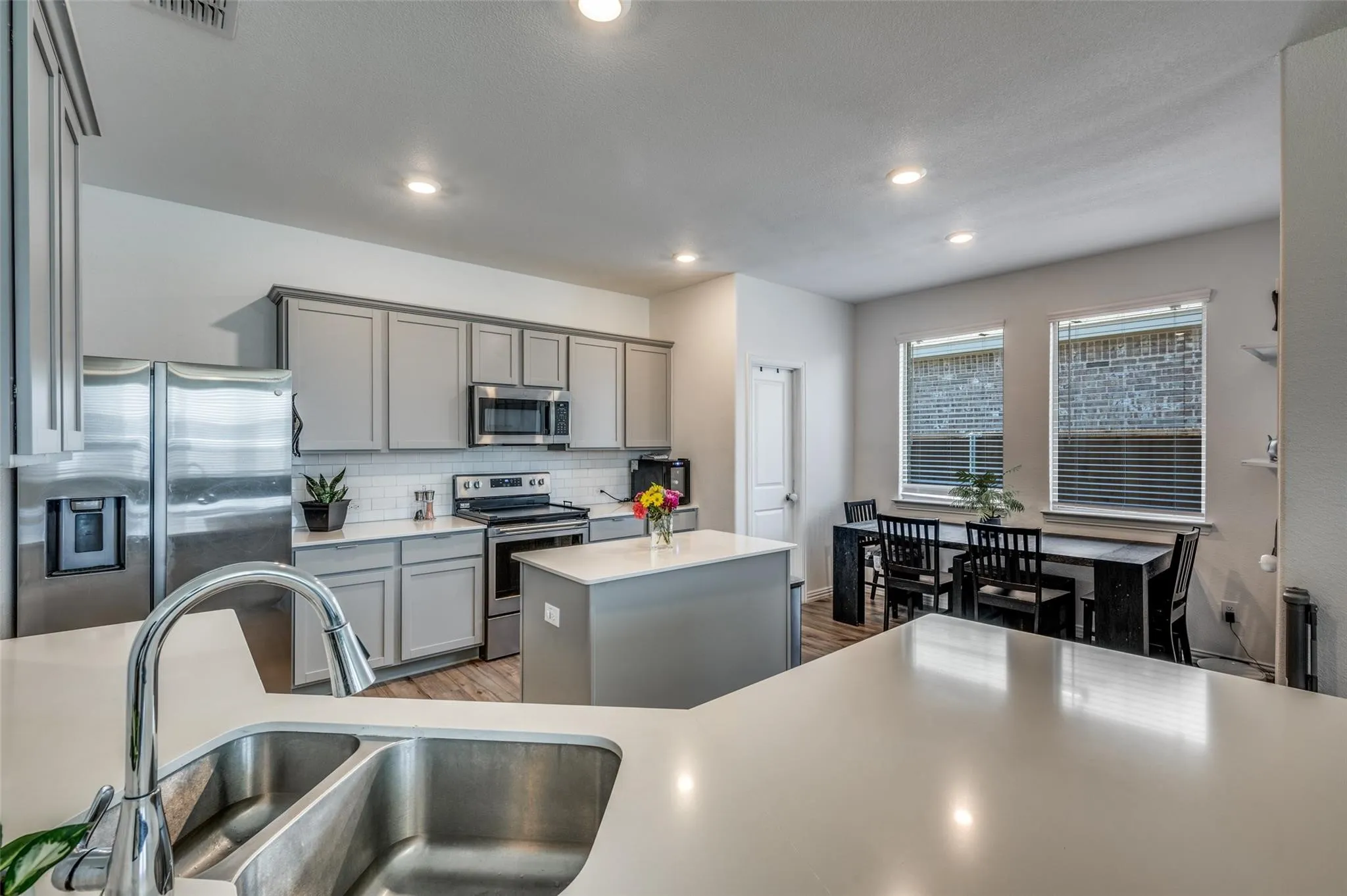 Single Family Residence For Rent in Denton County , 11425 Silver Queen Drive, Aubrey, Texas 76227, 4 Bedroom, 2 Bathroom, 2 Garage spaces, 1,993 Sqft, built in 2021, mls#21403378, Real Estate Agent in Aubrey, Homes For Rent in Denton county, Homes For Rent in Aubrey, Realtor in Aubrey Texas, Real Estate Brokerage Independent Realty Texas, Luminita Cordes Realtor