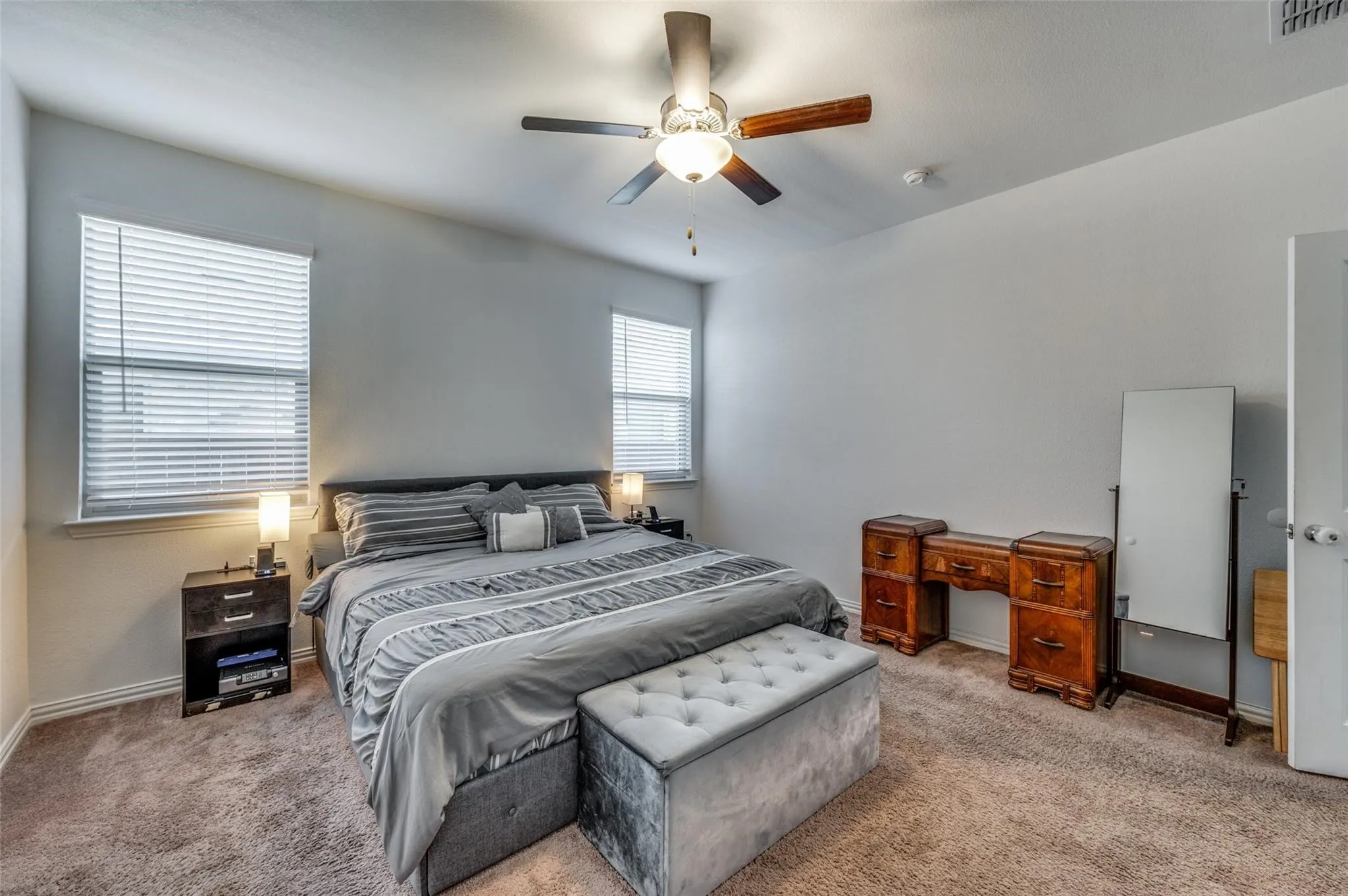 Single Family Residence For Rent in Denton County , 11425 Silver Queen Drive, Aubrey, Texas 76227, 4 Bedroom, 2 Bathroom, 2 Garage spaces, 1,993 Sqft, built in 2021, mls#21403378, Real Estate Agent in Aubrey, Homes For Rent in Denton county, Homes For Rent in Aubrey, Realtor in Aubrey Texas, Real Estate Brokerage Independent Realty Texas, Luminita Cordes Realtor