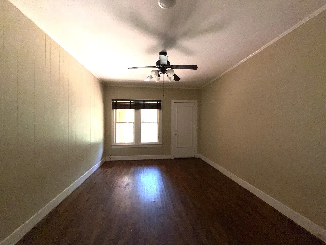 Single Family Residence For Sale in Henderson County , 216 S Prairieville Street, Athens, Texas 75751, 3 Bedroom, 3 Bathroom, Garage spaces, 2,730 Sqft, built in 1935, mls#21402354, Real Estate Agent in Athens, Homes For Sale in Henderson county, Homes For Sale in Athens, Realtor in Athens Texas, Real Estate Brokerage Independent Realty Texas, Luminita Cordes Realtor