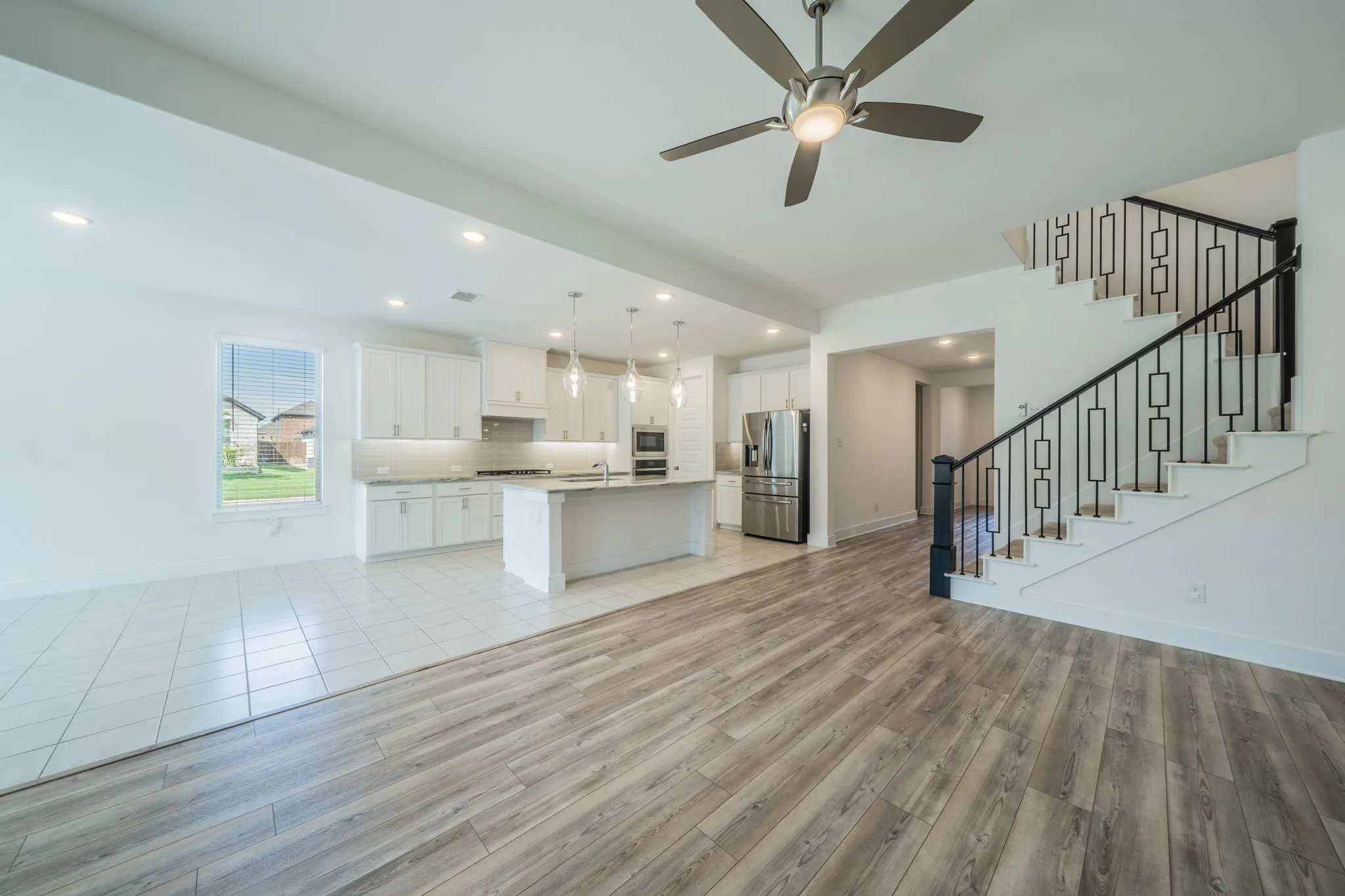 Single Family Residence For Sale in Rockwall County , 821 Reynolds Drive, Fate, Texas 75087, 5 Bedroom, 4 Bathroom, 2 Garage spaces, 3,290 Sqft, built in 2023, mls#21405457, Real Estate Agent in Fate, Homes For Sale in Rockwall county, Homes For Sale in Fate, Realtor in Fate Texas, Real Estate Brokerage Independent Realty Texas, Luminita Cordes Realtor