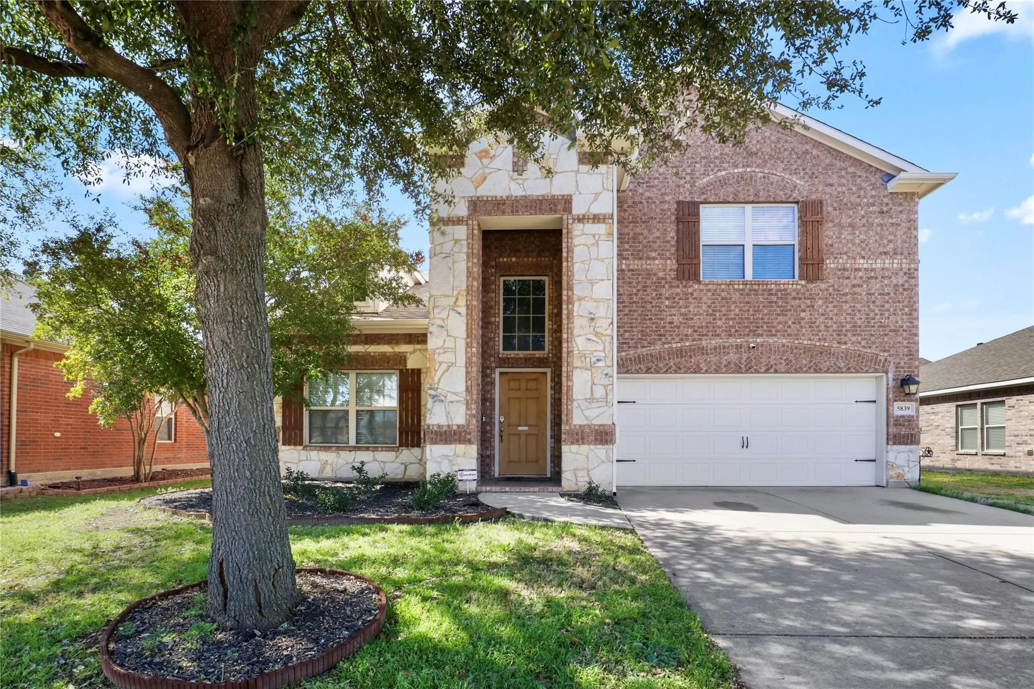 Single Family Residence For Rent
