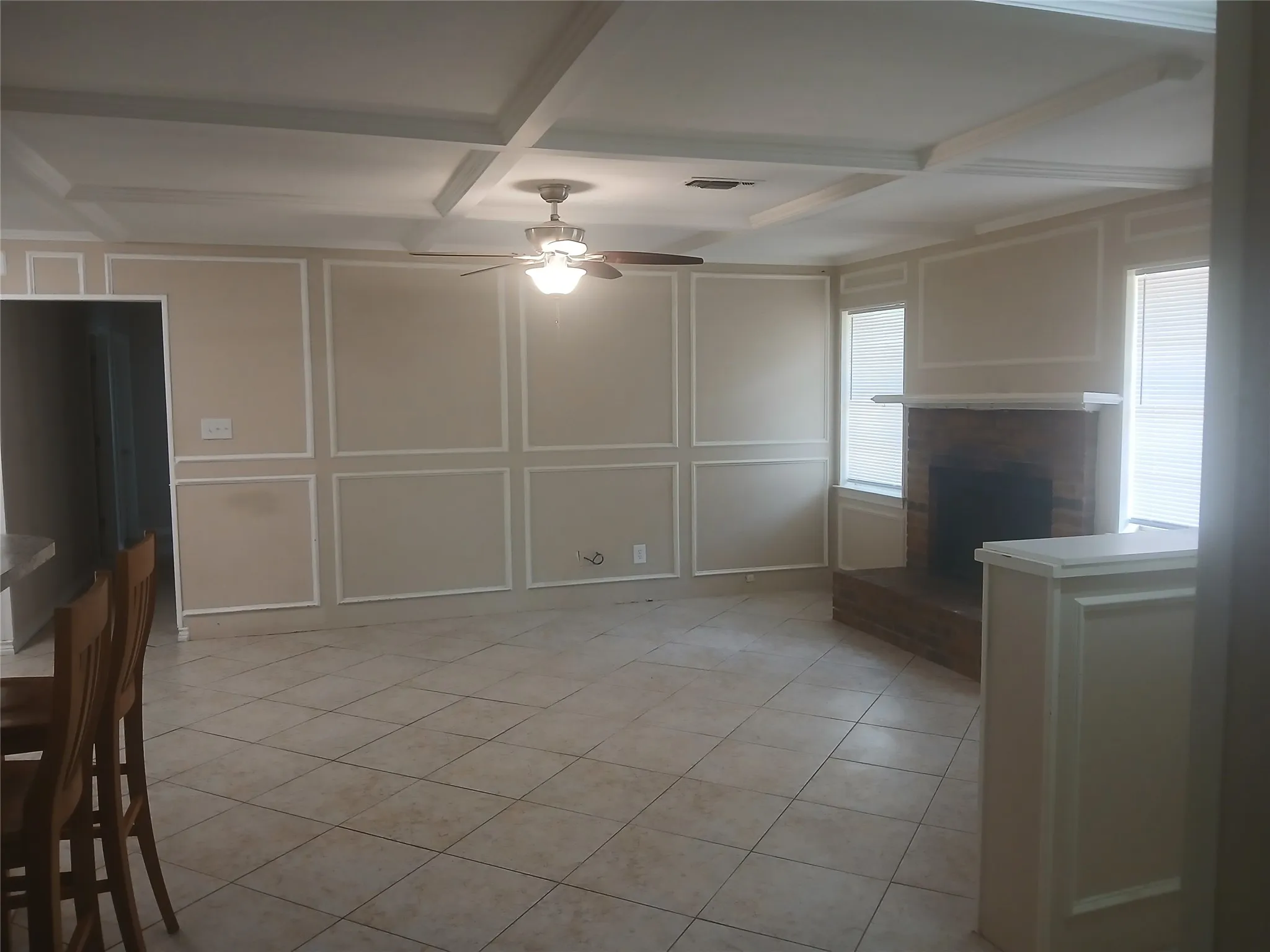 Single Family Residence For Rent in Henderson County , 151 COTTONWOOD Trail, Gun Barrel City, Texas 75156, 3 Bedroom, 2 Bathroom, 1 Garage spaces, 1,572 Sqft, built in 1977, mls#21406606, Real Estate Agent in Gun Barrel City, Homes For Rent in Henderson county, Homes For Rent in Gun Barrel City, Realtor in Gun Barrel City Texas, Real Estate Brokerage Independent Realty Texas, Luminita Cordes Realtor