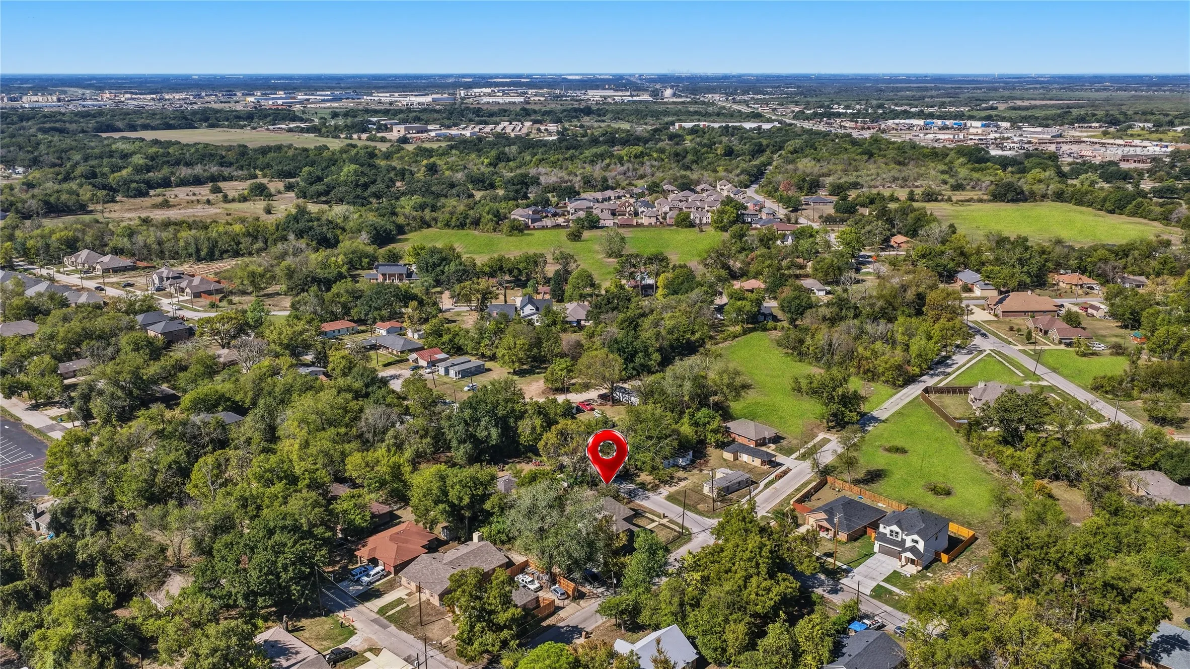 Single Family Residence For Sale in Kaufman County , 301 Mineral Wells, Terrell, Texas 75160, 3 Bedroom, 3 Bathroom, 1 Garage spaces, 1,815 Sqft, built in 2022, mls#21406613, Real Estate Agent in Terrell, Homes For Sale in Kaufman county, Homes For Sale in Terrell, Realtor in Terrell Texas, Real Estate Brokerage Independent Realty Texas, Luminita Cordes Realtor