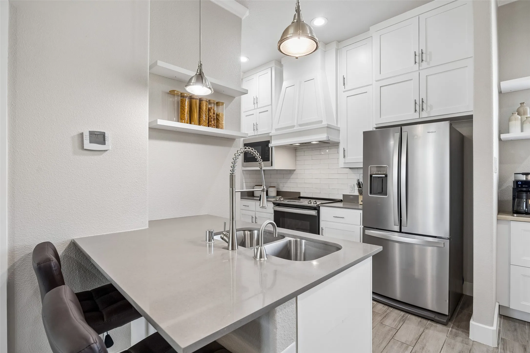 Townhouse For Sale in Dallas County , 2279 Dorian Place, Dallas, Texas 75228, 2 Bedroom, 3 Bathroom, 2 Garage spaces, 1,325 Sqft, built in 2020, mls#21405822, Real Estate Agent in Dallas, Homes For Sale in Dallas county, Homes For Sale in Dallas, Realtor in Dallas Texas, Real Estate Brokerage Independent Realty Texas, Luminita Cordes Realtor