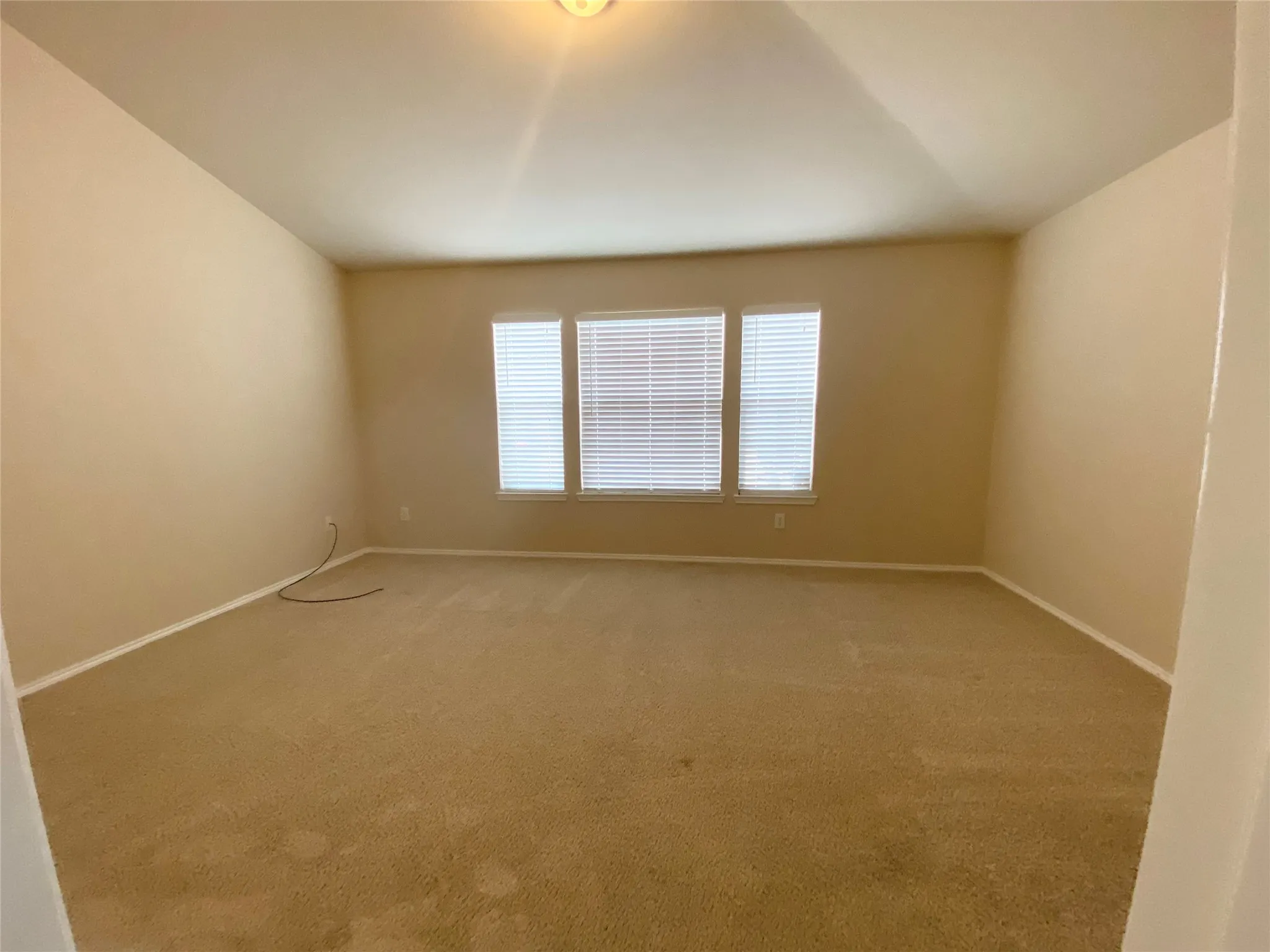 Single Family Residence For Rent in Collin County , 11159 Snyder Drive, Frisco, Texas 75035, 3 Bedroom, 2 Bathroom, 2 Garage spaces, 2,144 Sqft, built in 2003, mls#21406615, Real Estate Agent in Frisco, Homes For Rent in Collin county, Homes For Rent in Frisco, Realtor in Frisco Texas, Real Estate Brokerage Independent Realty Texas, Luminita Cordes Realtor