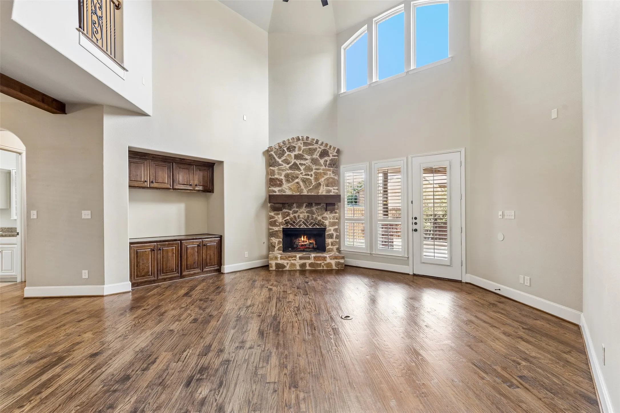 Single Family Residence For Sale in Denton County , 11224 Graceland Lane, Frisco, Texas 75033, 4 Bedroom, 4 Bathroom, 3 Garage spaces, 4,364 Sqft, built in 2008, mls#21404420, Real Estate Agent in Frisco, Homes For Sale in Denton county, Homes For Sale in Frisco, Realtor in Frisco Texas, Real Estate Brokerage Independent Realty Texas, Luminita Cordes Realtor