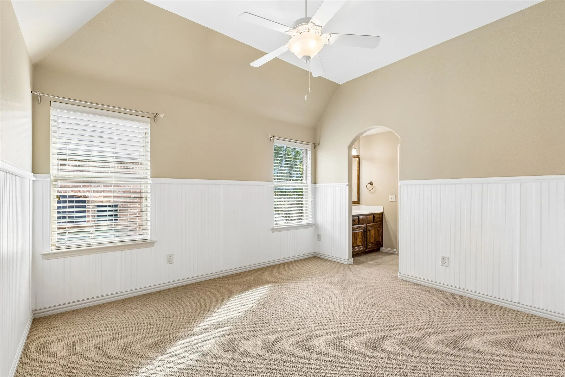 Single Family Residence For Sale in Denton County , 11224 Graceland Lane, Frisco, Texas 75033, 4 Bedroom, 4 Bathroom, 3 Garage spaces, 4,364 Sqft, built in 2008, mls#21404420, Real Estate Agent in Frisco, Homes For Sale in Denton county, Homes For Sale in Frisco, Realtor in Frisco Texas, Real Estate Brokerage Independent Realty Texas, Luminita Cordes Realtor