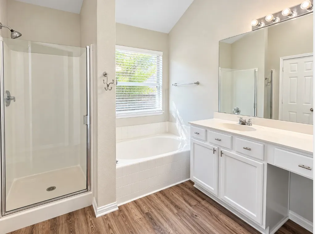 Single Family Residence For Sale in Tarrant County , 13252 Ridgepointe Road, Fort Worth, Texas 76244, 3 Bedroom, 2 Bathroom, 2 Garage spaces, 2,134 Sqft, built in 2002, mls#21406619, Real Estate Agent in Fort Worth, Homes For Sale in Tarrant county, Homes For Sale in Fort Worth, Realtor in Fort Worth Texas, Real Estate Brokerage Independent Realty Texas, Luminita Cordes Realtor