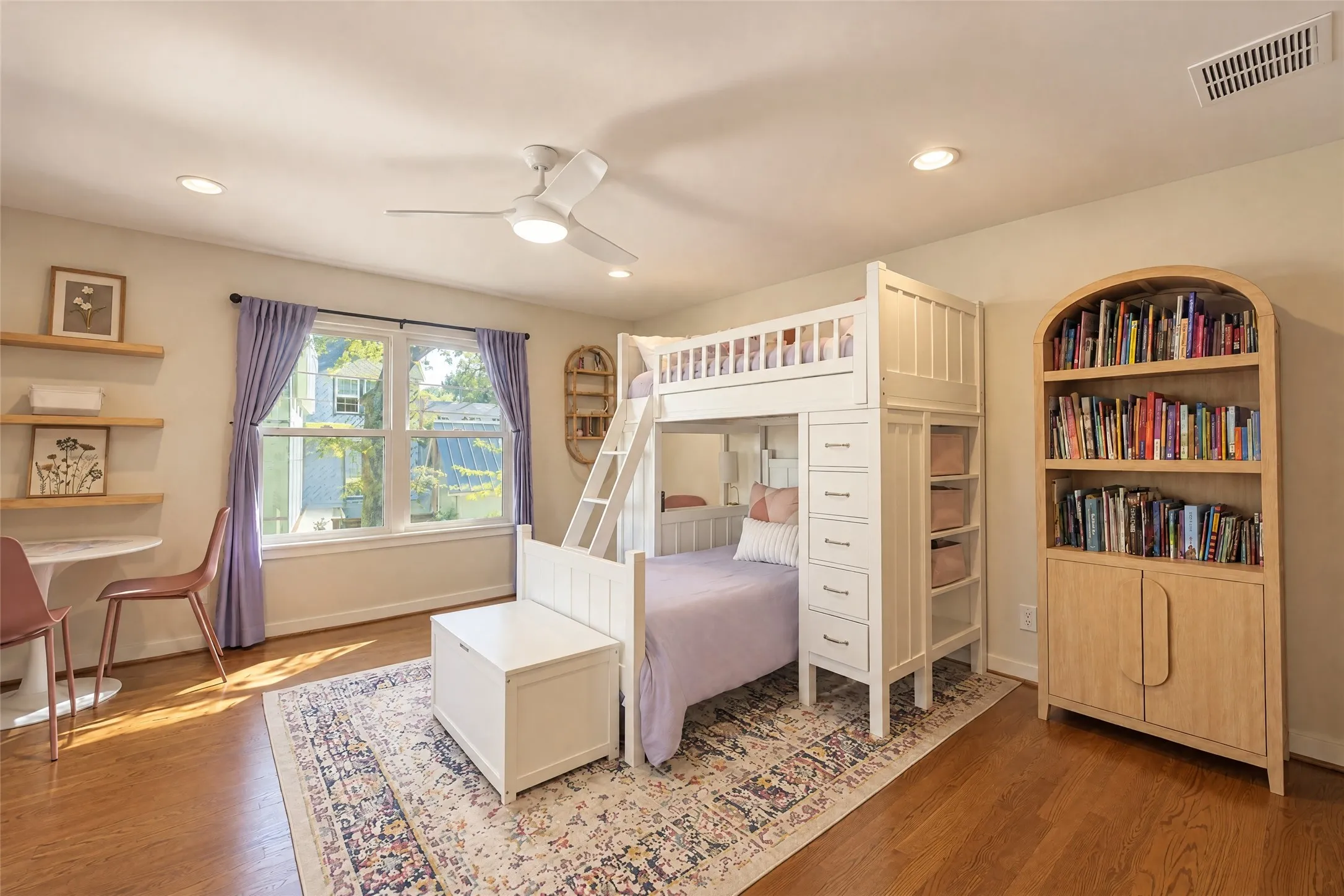 Recessed lighting and ceiling fan with integrated lighting