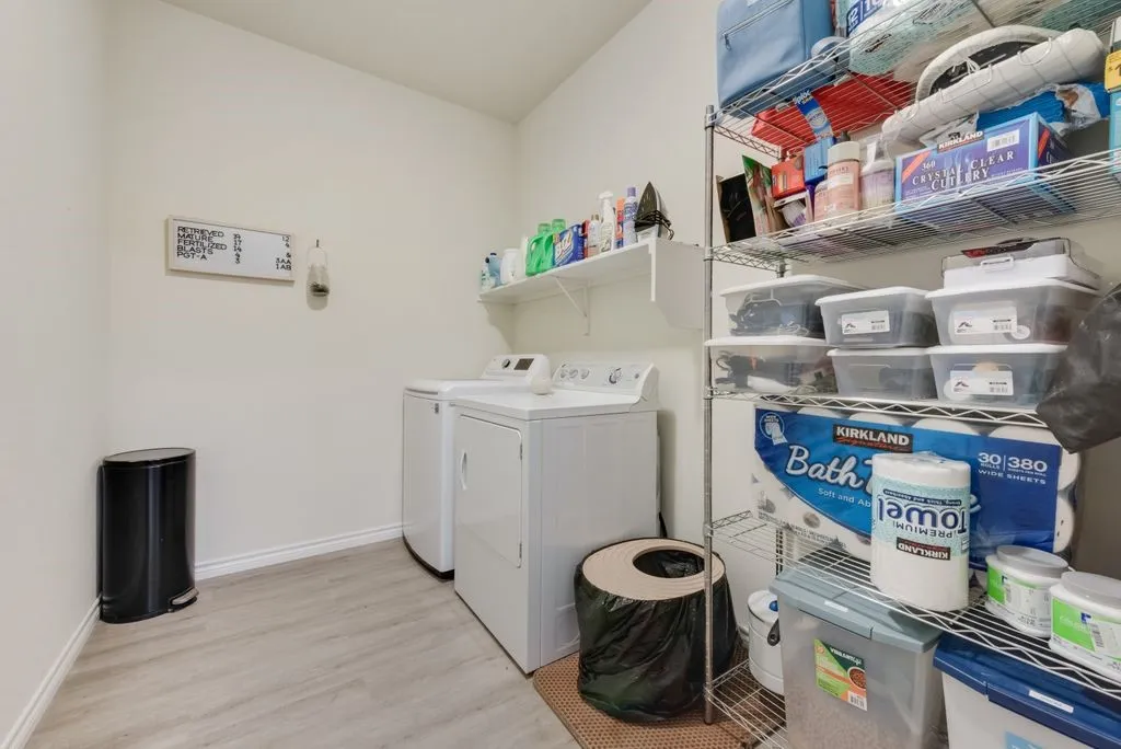 Large utility Room