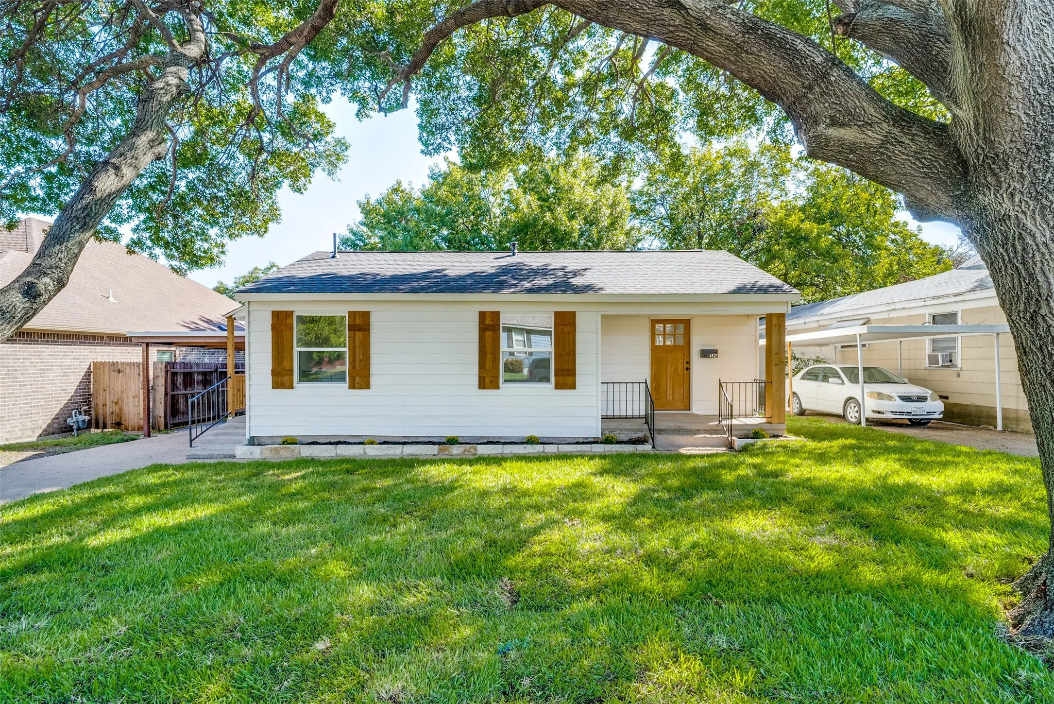 Single Family Residence For Sale