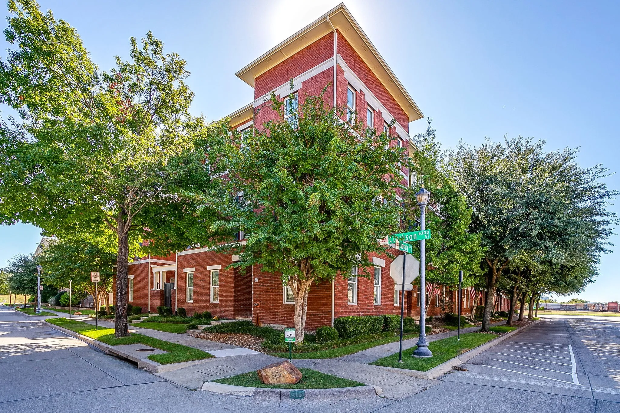 Townhouse For Sale