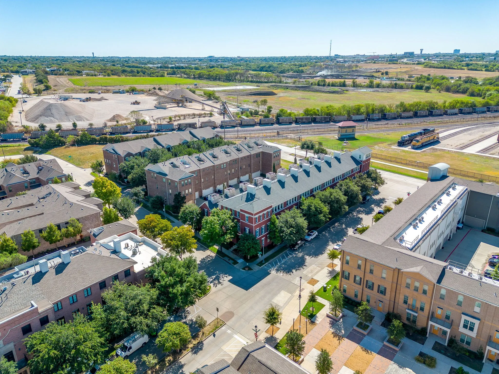 Townhouse For Sale in Collin County , 8274 Library Street, Frisco, Texas 75034, 3 Bedroom, 4 Bathroom, 2 Garage spaces, 3,003 Sqft, built in 2002, mls#21400384, Real Estate Agent in Frisco, Homes For Sale in Collin county, Homes For Sale in Frisco, Realtor in Frisco Texas, Real Estate Brokerage Independent Realty Texas, Luminita Cordes Realtor
