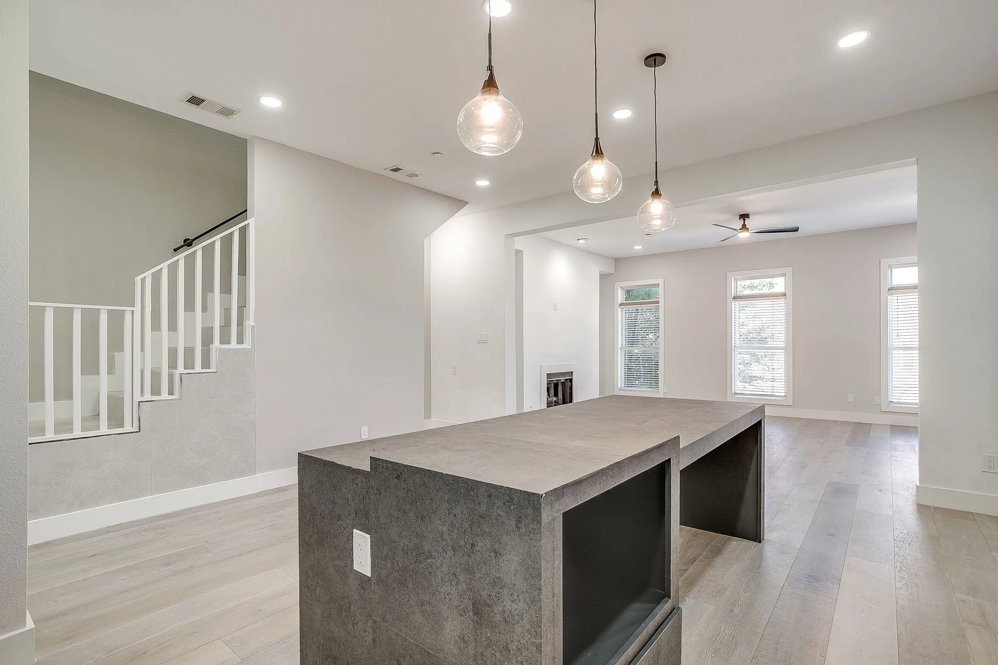 Townhouse For Sale in Collin County , 8274 Library Street, Frisco, Texas 75034, 3 Bedroom, 4 Bathroom, 2 Garage spaces, 3,003 Sqft, built in 2002, mls#21400384, Real Estate Agent in Frisco, Homes For Sale in Collin county, Homes For Sale in Frisco, Realtor in Frisco Texas, Real Estate Brokerage Independent Realty Texas, Luminita Cordes Realtor