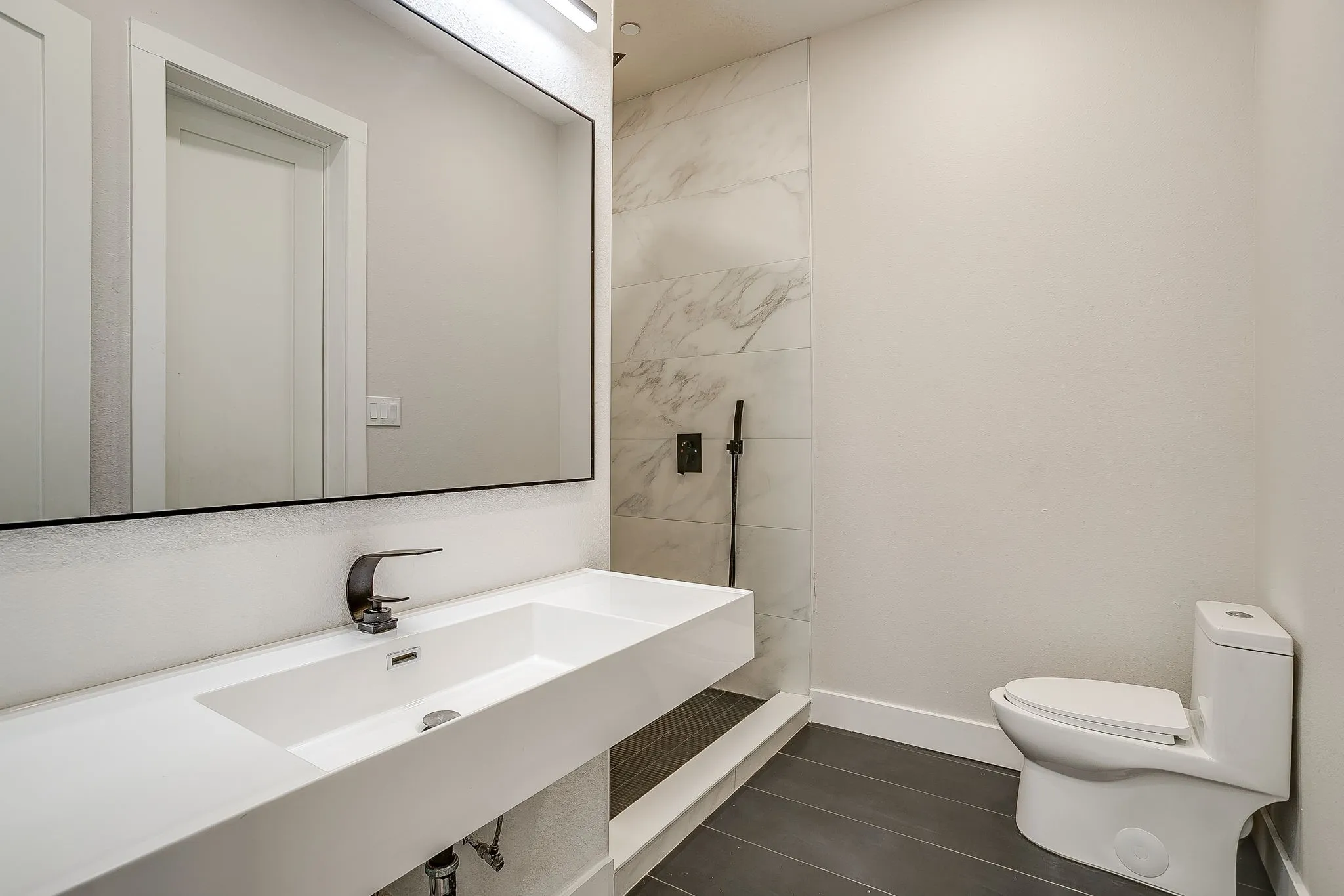 Townhouse For Sale in Collin County , 8274 Library Street, Frisco, Texas 75034, 3 Bedroom, 4 Bathroom, 2 Garage spaces, 3,003 Sqft, built in 2002, mls#21400384, Real Estate Agent in Frisco, Homes For Sale in Collin county, Homes For Sale in Frisco, Realtor in Frisco Texas, Real Estate Brokerage Independent Realty Texas, Luminita Cordes Realtor