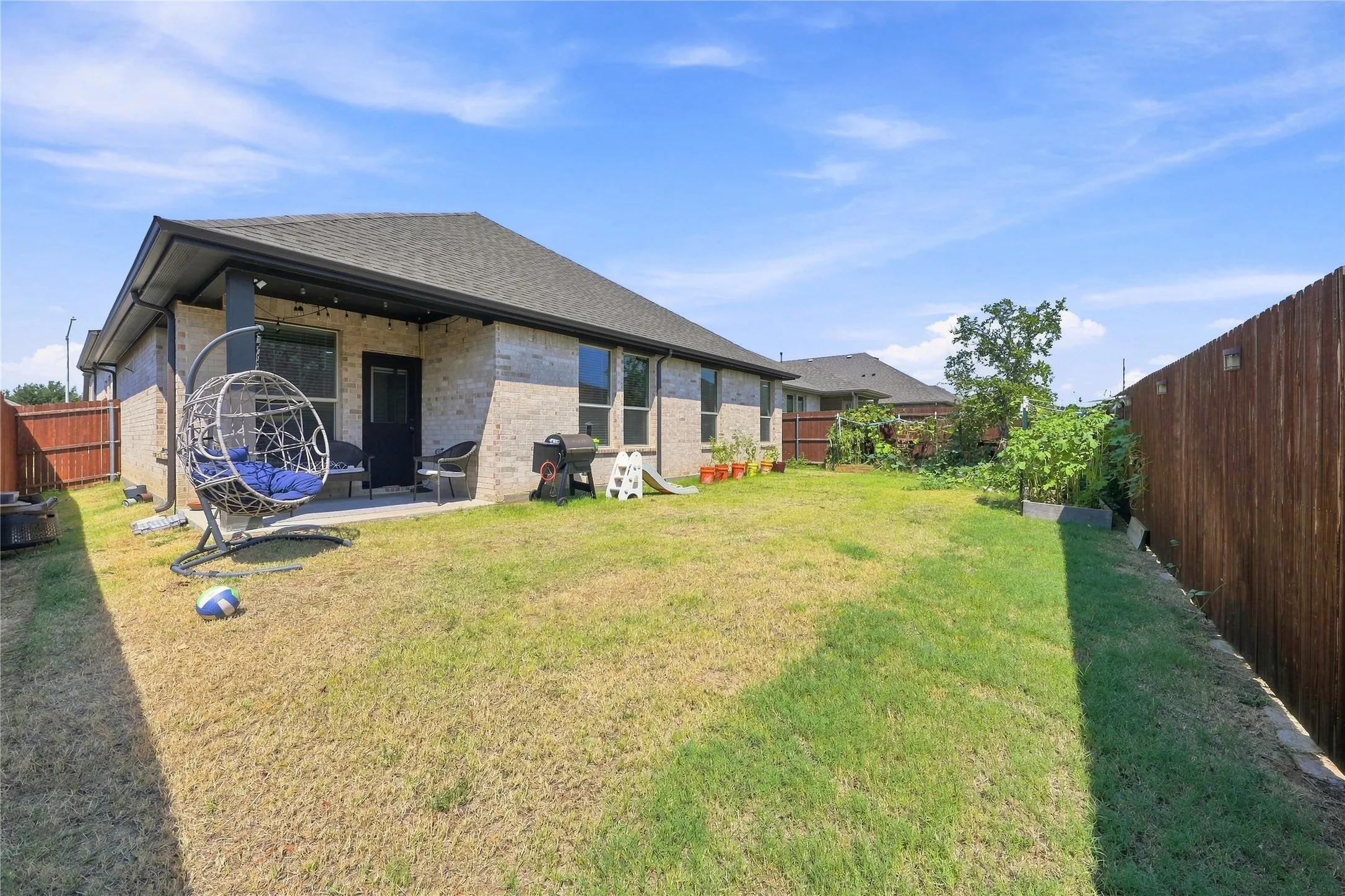 Single Family Residence For Rent in Tarrant County , 11516 Nicholson Lane, Fort Worth, Texas 76244, 4 Bedroom, 2 Bathroom, 2 Garage spaces, 2,508 Sqft, built in 2024, mls#21402088, Real Estate Agent in Fort Worth, Homes For Rent in Tarrant county, Homes For Rent in Fort Worth, Realtor in Fort Worth Texas, Real Estate Brokerage Independent Realty Texas, Luminita Cordes Realtor