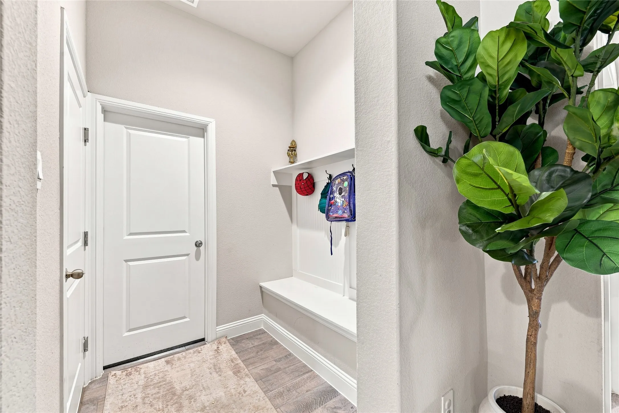 Single Family Residence For Rent in Tarrant County , 11516 Nicholson Lane, Fort Worth, Texas 76244, 4 Bedroom, 2 Bathroom, 2 Garage spaces, 2,508 Sqft, built in 2024, mls#21402088, Real Estate Agent in Fort Worth, Homes For Rent in Tarrant county, Homes For Rent in Fort Worth, Realtor in Fort Worth Texas, Real Estate Brokerage Independent Realty Texas, Luminita Cordes Realtor