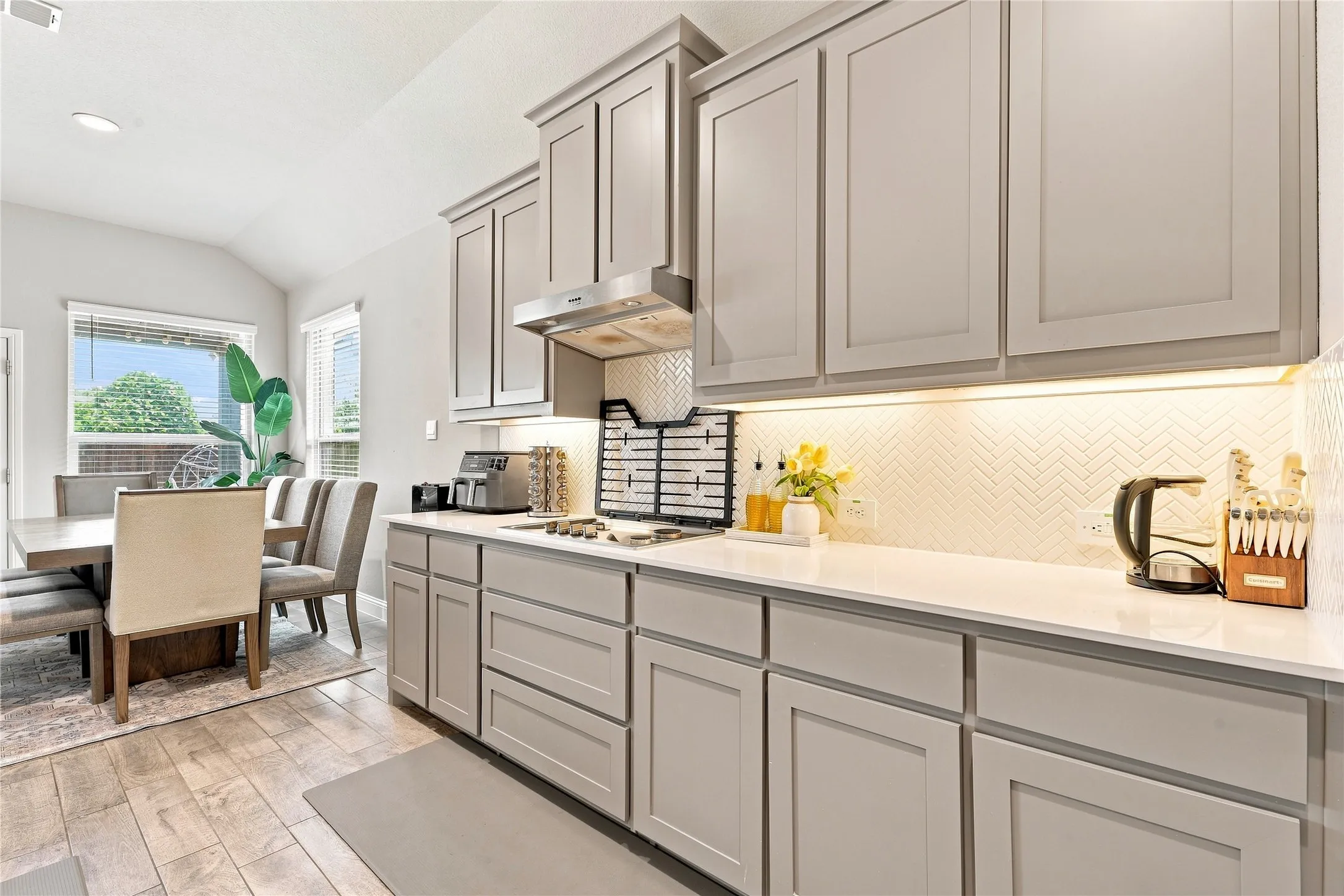 Single Family Residence For Rent in Tarrant County , 11516 Nicholson Lane, Fort Worth, Texas 76244, 4 Bedroom, 2 Bathroom, 2 Garage spaces, 2,508 Sqft, built in 2024, mls#21402088, Real Estate Agent in Fort Worth, Homes For Rent in Tarrant county, Homes For Rent in Fort Worth, Realtor in Fort Worth Texas, Real Estate Brokerage Independent Realty Texas, Luminita Cordes Realtor
