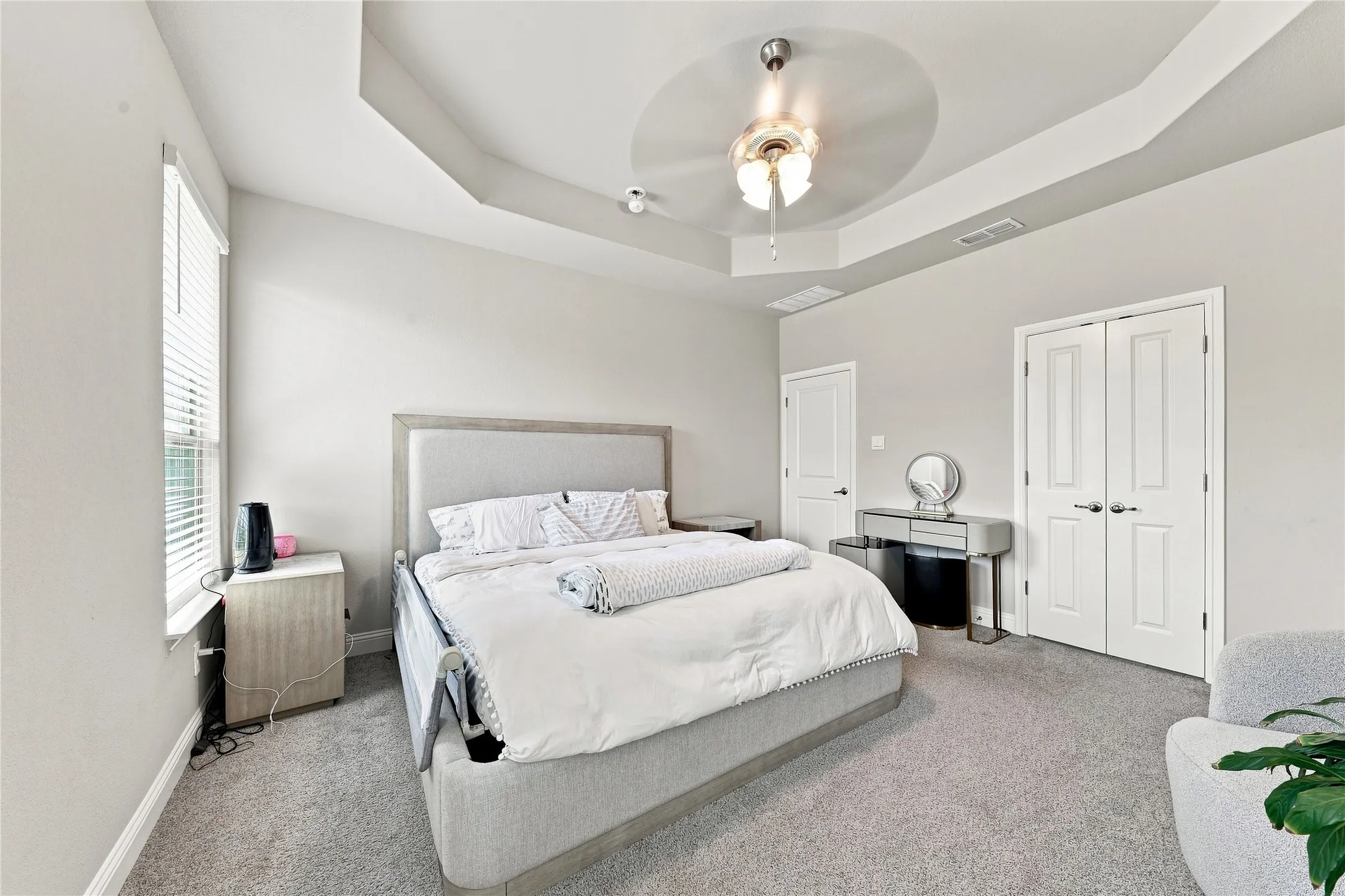 Single Family Residence For Rent in Tarrant County , 11516 Nicholson Lane, Fort Worth, Texas 76244, 4 Bedroom, 2 Bathroom, 2 Garage spaces, 2,508 Sqft, built in 2024, mls#21402088, Real Estate Agent in Fort Worth, Homes For Rent in Tarrant county, Homes For Rent in Fort Worth, Realtor in Fort Worth Texas, Real Estate Brokerage Independent Realty Texas, Luminita Cordes Realtor