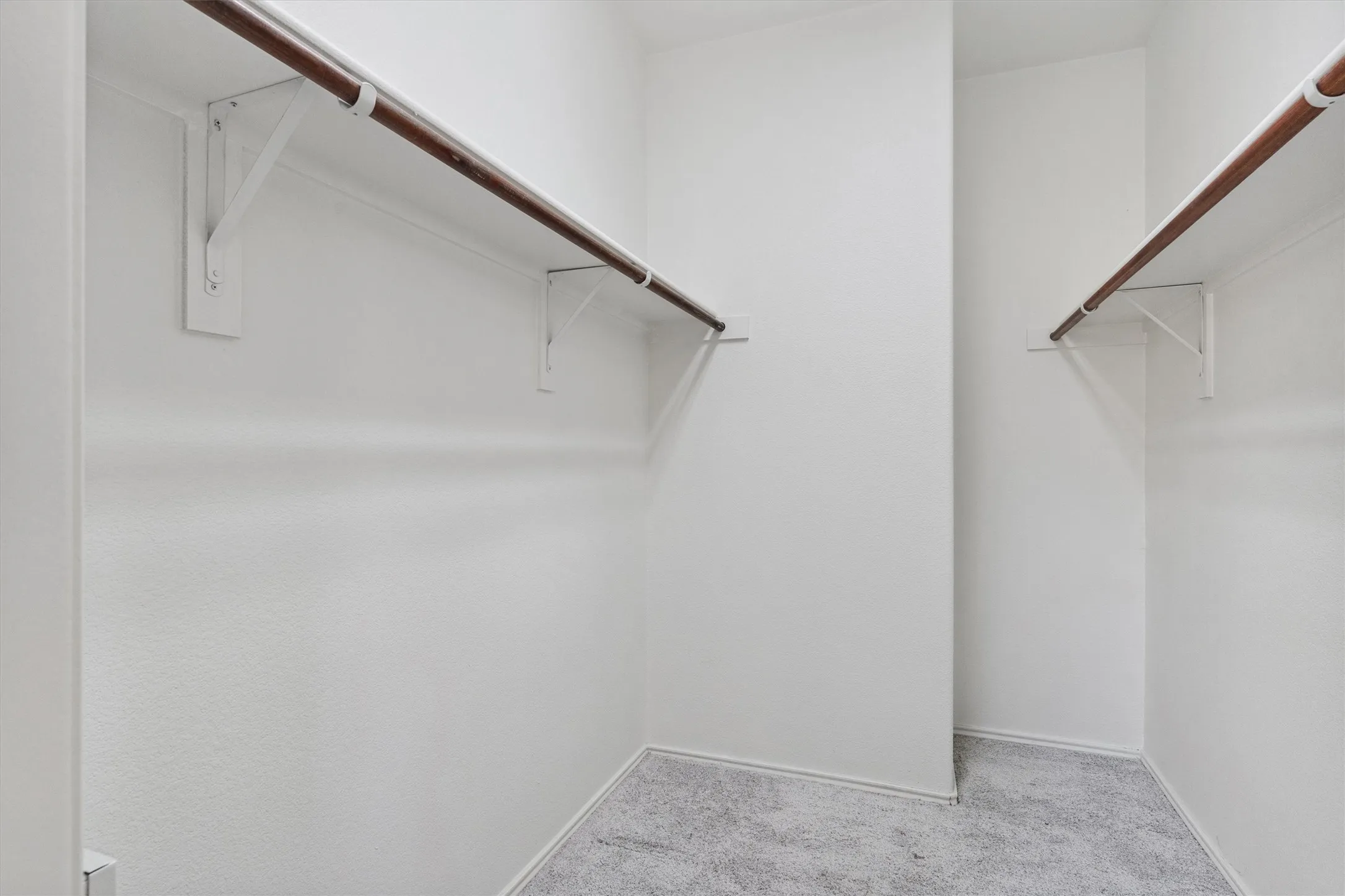 Single Family Residence For Sale in Denton County , 2685 Calmwater Drive, Little Elm, Texas 75068, 3 Bedroom, 2 Bathroom, 2 Garage spaces, 1,672 Sqft, built in 2005, mls#21405970, Real Estate Agent in Little Elm, Homes For Sale in Denton county, Homes For Sale in Little Elm, Realtor in Little Elm Texas, Real Estate Brokerage Independent Realty Texas, Luminita Cordes Realtor