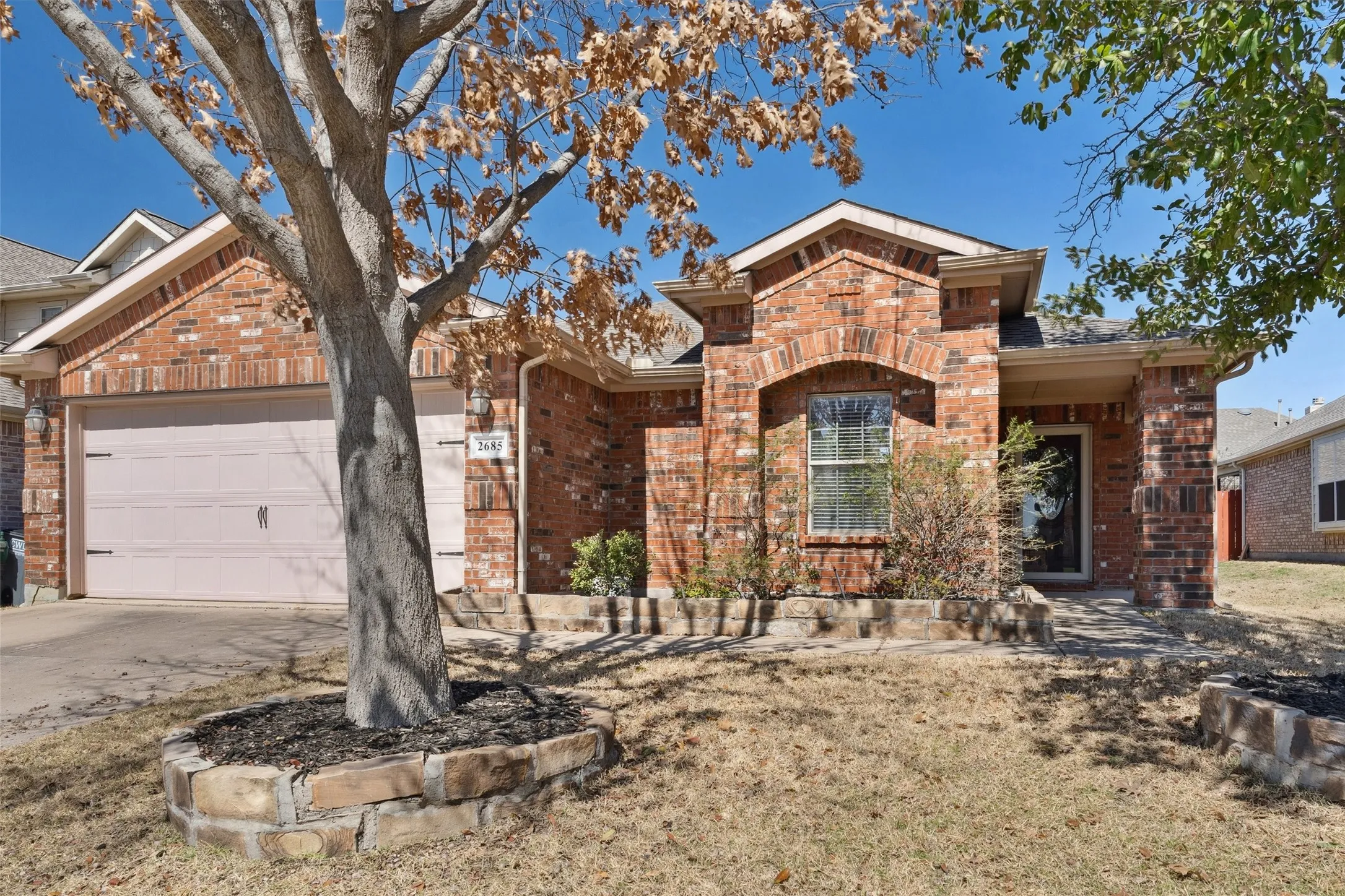 Single Family Residence For Sale in Denton County , 2685 Calmwater Drive, Little Elm, Texas 75068, 3 Bedroom, 2 Bathroom, 2 Garage spaces, 1,672 Sqft, built in 2005, mls#21405970, Real Estate Agent in Little Elm, Homes For Sale in Denton county, Homes For Sale in Little Elm, Realtor in Little Elm Texas, Real Estate Brokerage Independent Realty Texas, Luminita Cordes Realtor