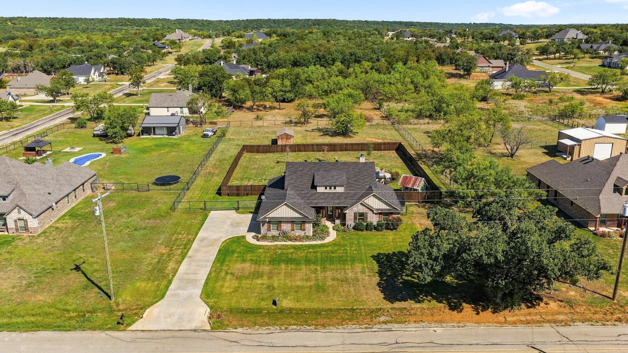 Single Family Residence For Sale in Parker County , 470 Wilson Bend Road, Millsap, Texas 76066, 4 Bedroom, 2 Bathroom, 2 Garage spaces, 2,019 Sqft, built in 2020, mls#21406530, Real Estate Agent in Millsap, Homes For Sale in Parker county, Homes For Sale in Millsap, Realtor in Millsap Texas, Real Estate Brokerage Independent Realty Texas, Luminita Cordes Realtor