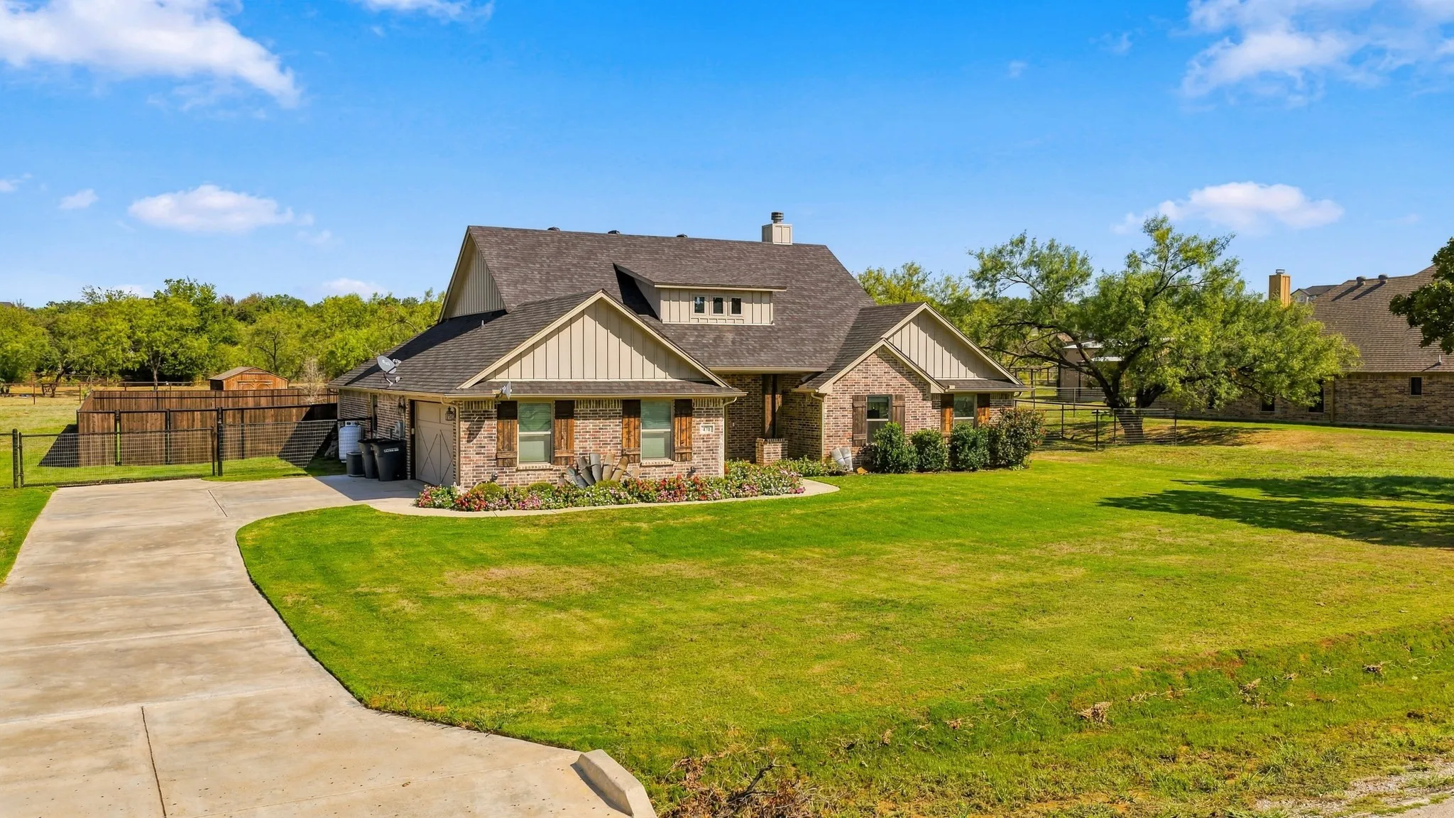 Single Family Residence For Sale in Parker County , 470 Wilson Bend Road, Millsap, Texas 76066, 4 Bedroom, 2 Bathroom, 2 Garage spaces, 2,019 Sqft, built in 2020, mls#21406530, Real Estate Agent in Millsap, Homes For Sale in Parker county, Homes For Sale in Millsap, Realtor in Millsap Texas, Real Estate Brokerage Independent Realty Texas, Luminita Cordes Realtor
