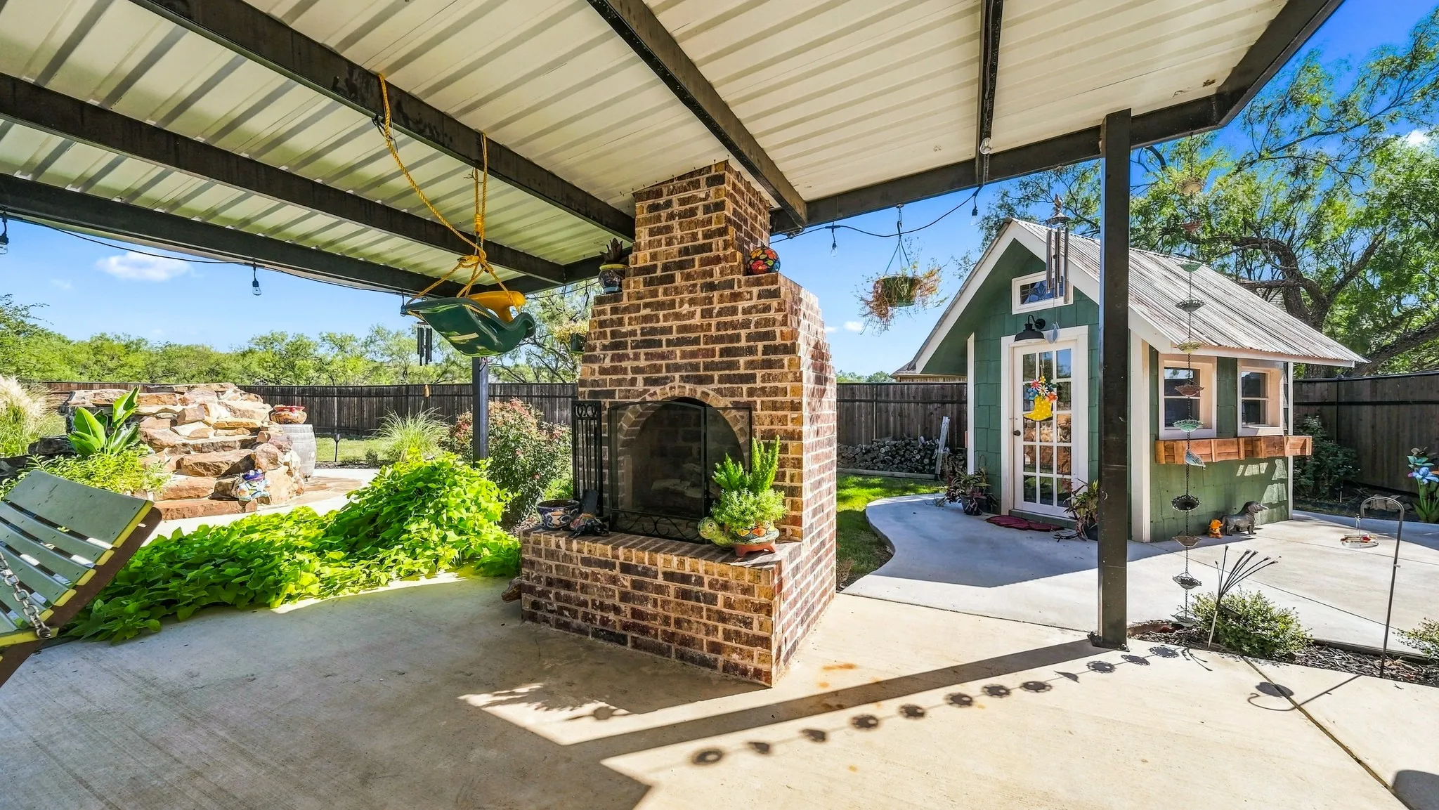 Single Family Residence For Sale in Parker County , 470 Wilson Bend Road, Millsap, Texas 76066, 4 Bedroom, 2 Bathroom, 2 Garage spaces, 2,019 Sqft, built in 2020, mls#21406530, Real Estate Agent in Millsap, Homes For Sale in Parker county, Homes For Sale in Millsap, Realtor in Millsap Texas, Real Estate Brokerage Independent Realty Texas, Luminita Cordes Realtor