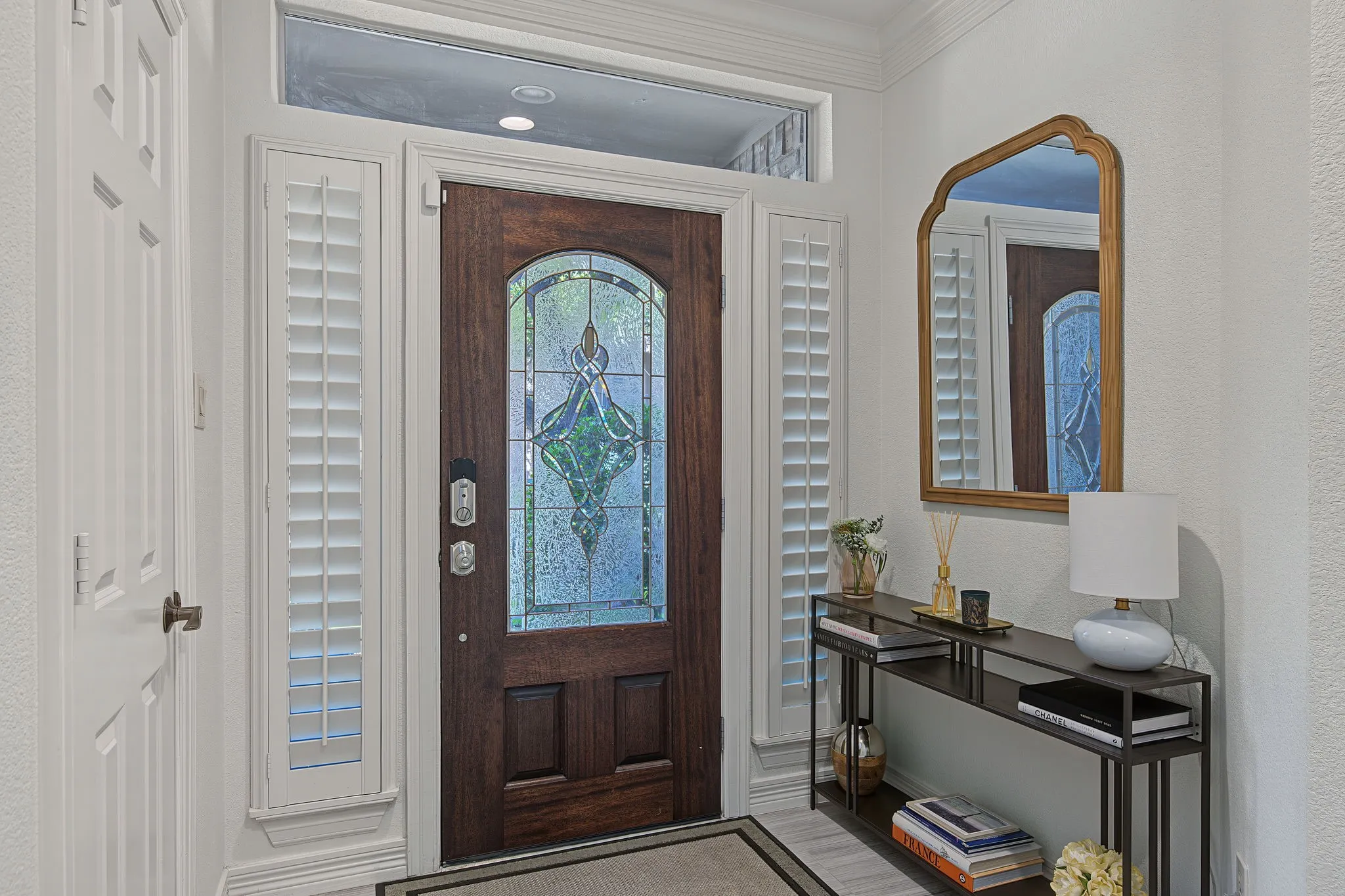 Townhouse For Sale in Dallas County , 3708 Wycliff Avenue, Dallas, Texas 75219, 3 Bedroom, 4 Bathroom, 2 Garage spaces, 2,498 Sqft, built in 2006, mls#21406491, Real Estate Agent in Dallas, Homes For Sale in Dallas county, Homes For Sale in Dallas, Realtor in Dallas Texas, Real Estate Brokerage Independent Realty Texas, Luminita Cordes Realtor