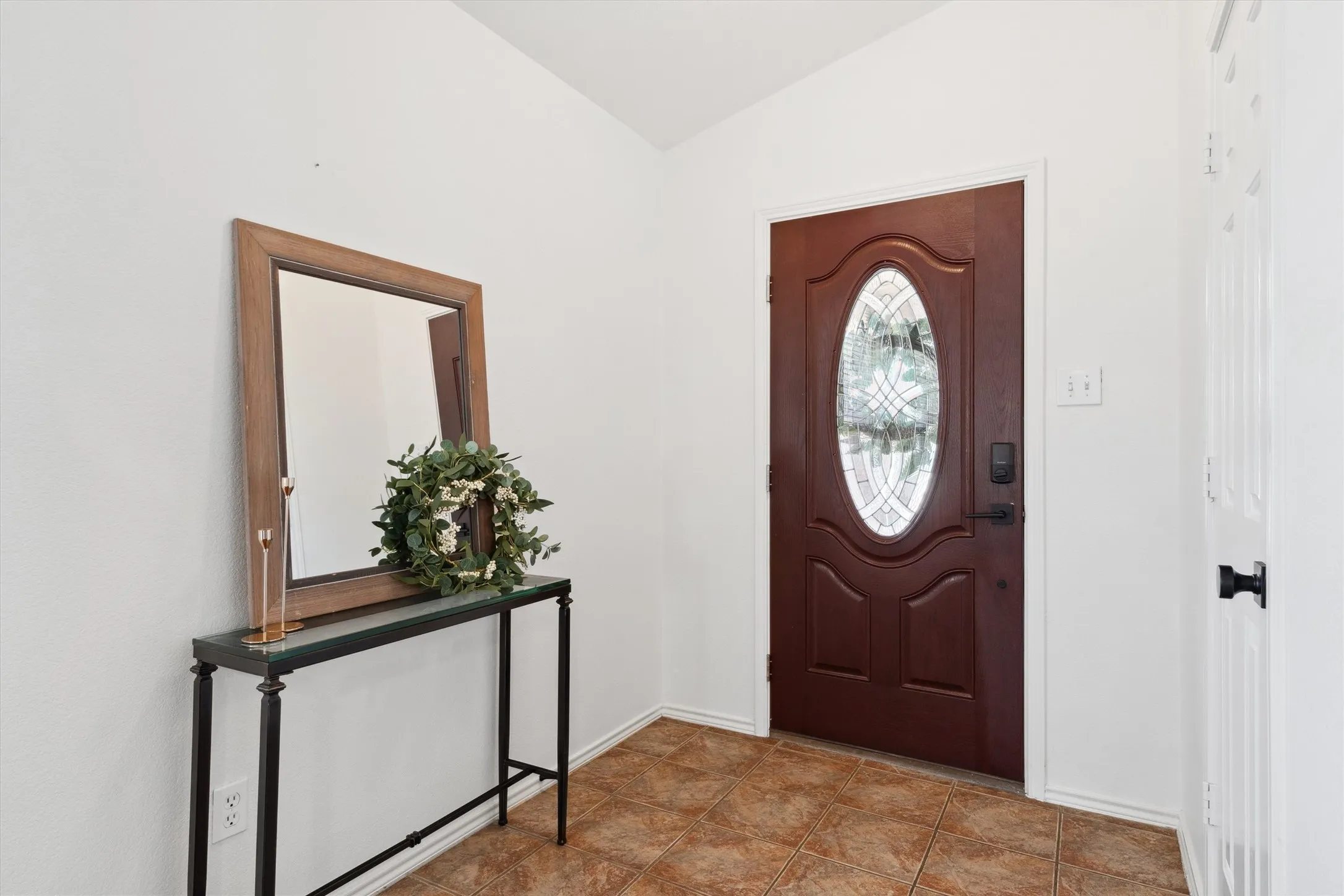 Single Family Residence For Rent in Denton County , 2685 Calmwater Drive, Little Elm, Texas 75068, 3 Bedroom, 2 Bathroom, 2 Garage spaces, 1,672 Sqft, built in 2005, mls#21405819, Real Estate Agent in Little Elm, Homes For Rent in Denton county, Homes For Rent in Little Elm, Realtor in Little Elm Texas, Real Estate Brokerage Independent Realty Texas, Luminita Cordes Realtor