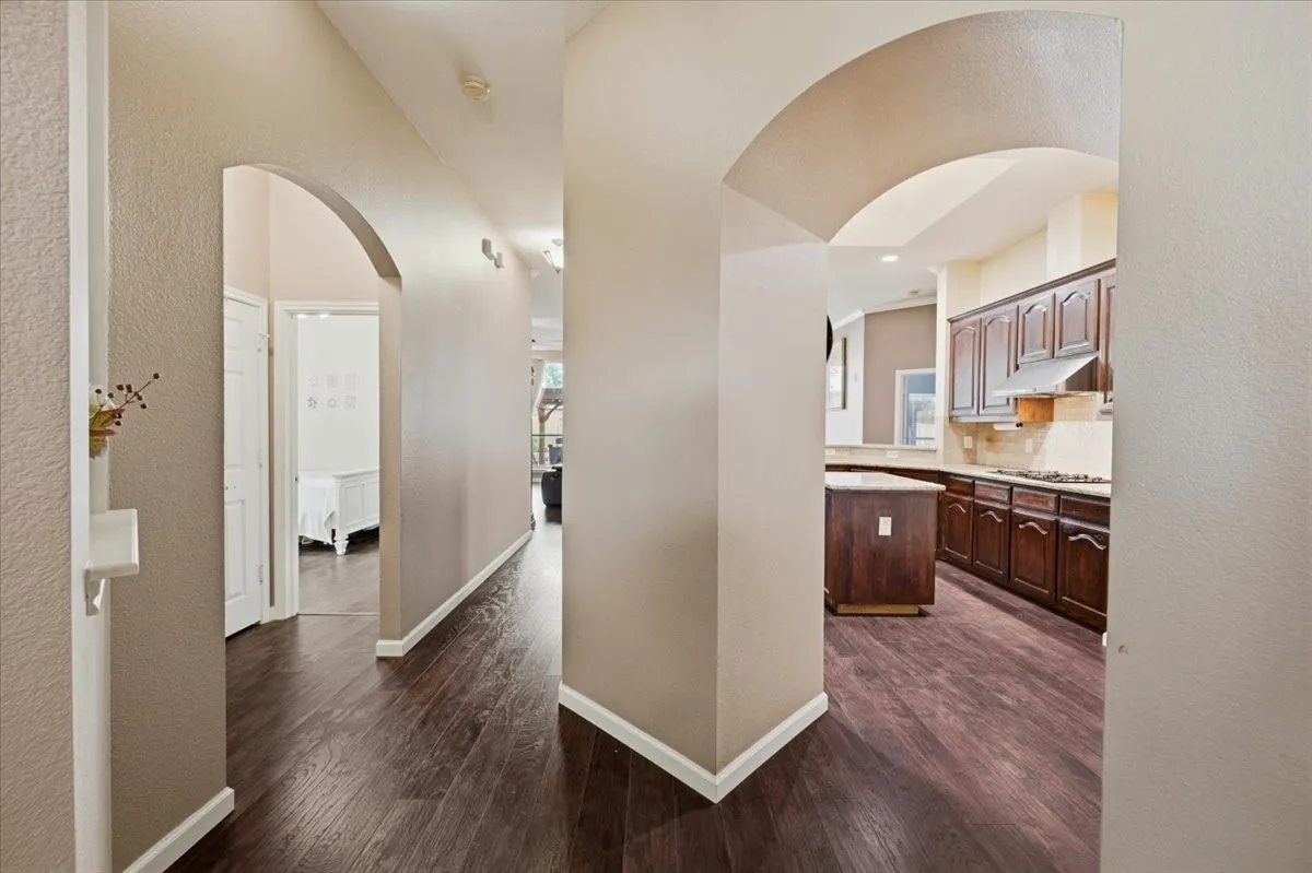Single Family Residence For Sale in Tarrant County , 3135 Guadaloupe, Grand Prairie, Texas 75054, 3 Bedroom, 2 Bathroom, 2 Garage spaces, 1,961 Sqft, built in 2005, mls#21403334, Real Estate Agent in Grand Prairie, Homes For Sale in Tarrant county, Homes For Sale in Grand Prairie, Realtor in Grand Prairie Texas, Real Estate Brokerage Independent Realty Texas, Luminita Cordes Realtor