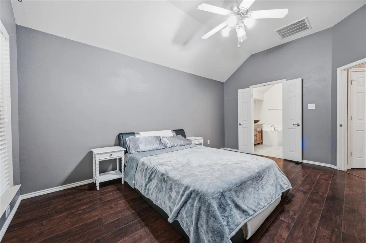 Single Family Residence For Sale in Tarrant County , 3135 Guadaloupe, Grand Prairie, Texas 75054, 3 Bedroom, 2 Bathroom, 2 Garage spaces, 1,961 Sqft, built in 2005, mls#21403334, Real Estate Agent in Grand Prairie, Homes For Sale in Tarrant county, Homes For Sale in Grand Prairie, Realtor in Grand Prairie Texas, Real Estate Brokerage Independent Realty Texas, Luminita Cordes Realtor