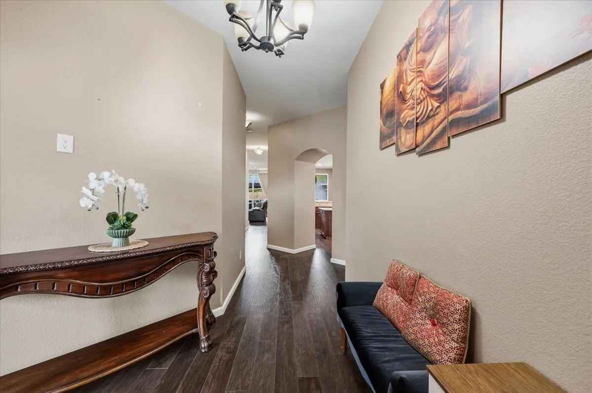 Single Family Residence For Sale in Tarrant County , 3135 Guadaloupe, Grand Prairie, Texas 75054, 3 Bedroom, 2 Bathroom, 2 Garage spaces, 1,961 Sqft, built in 2005, mls#21403334, Real Estate Agent in Grand Prairie, Homes For Sale in Tarrant county, Homes For Sale in Grand Prairie, Realtor in Grand Prairie Texas, Real Estate Brokerage Independent Realty Texas, Luminita Cordes Realtor