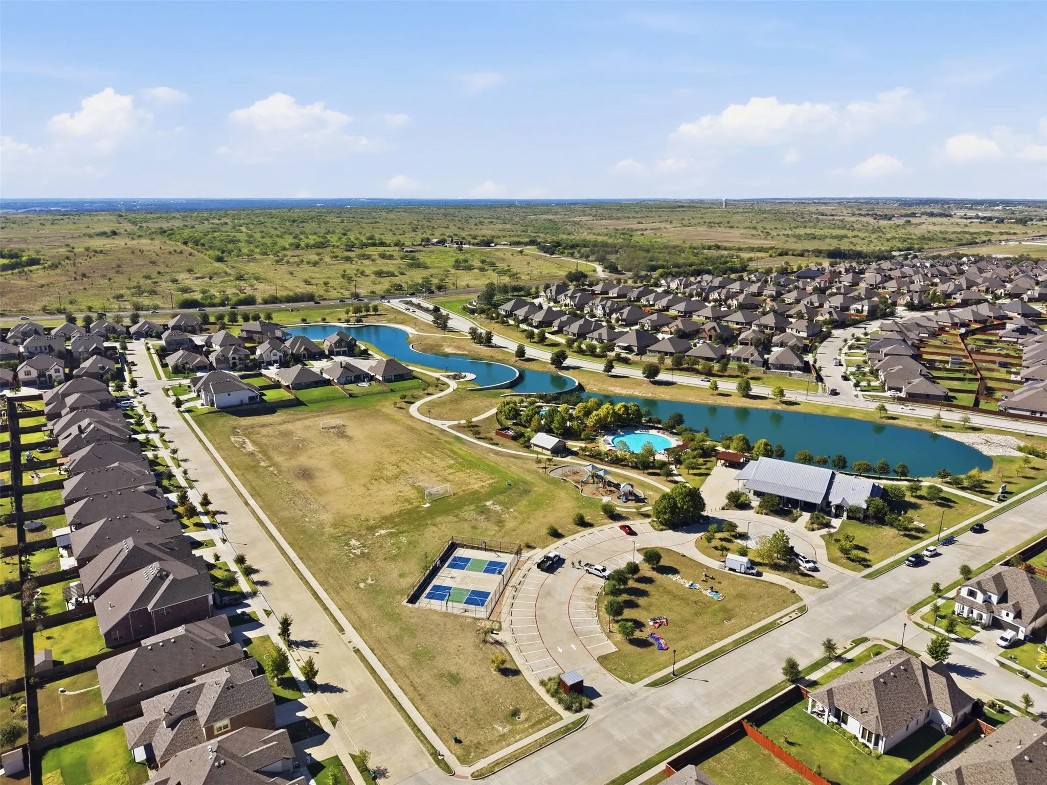 Single Family Residence For Sale in Parker County , 15116 Belclaire Avenue, Aledo, Texas 76008, 4 Bedroom, 4 Bathroom, 2 Garage spaces, 3,205 Sqft, built in 2021, mls#21405837, Real Estate Agent in Aledo, Homes For Sale in Parker county, Homes For Sale in Aledo, Realtor in Aledo Texas, Real Estate Brokerage Independent Realty Texas, Luminita Cordes Realtor